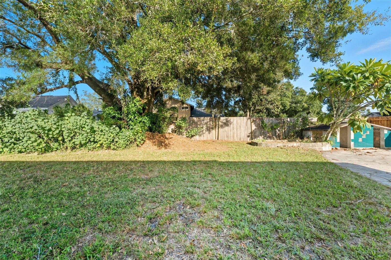 Image 28 of 35 For 13901 Pathfinder Drive