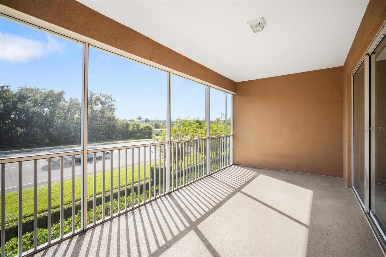 Image 26 of 32 For 2028 Kings Palace Drive 202