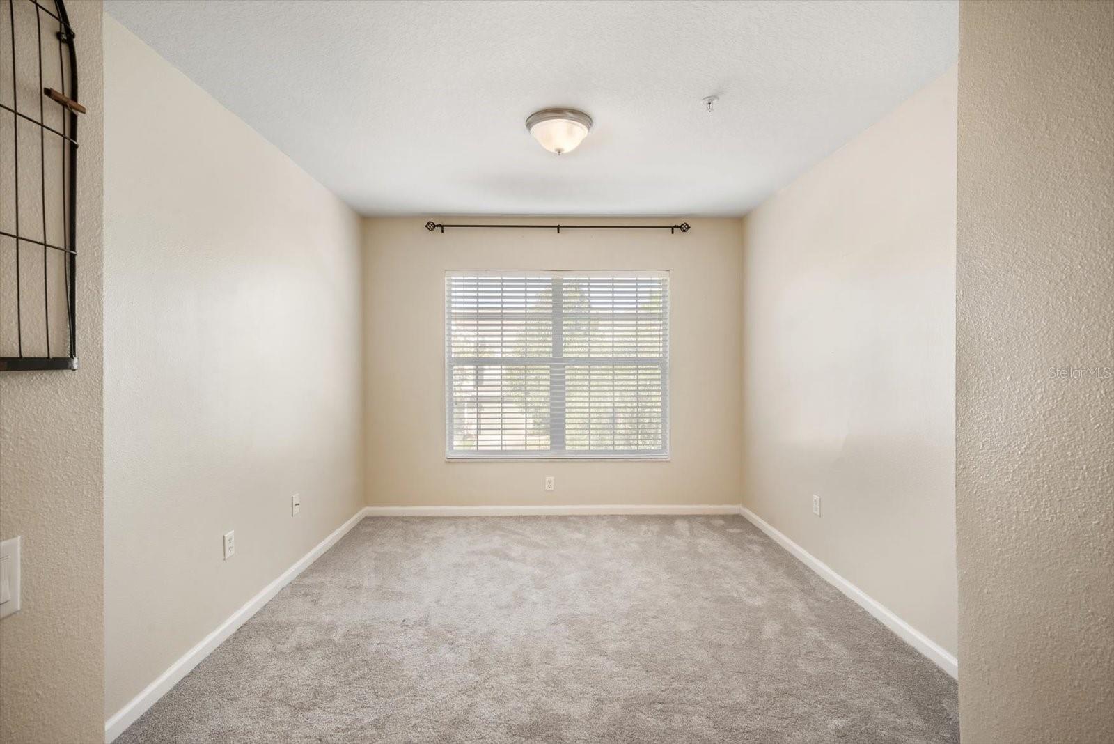 Image 8 of 32 For 2028 Kings Palace Drive 202