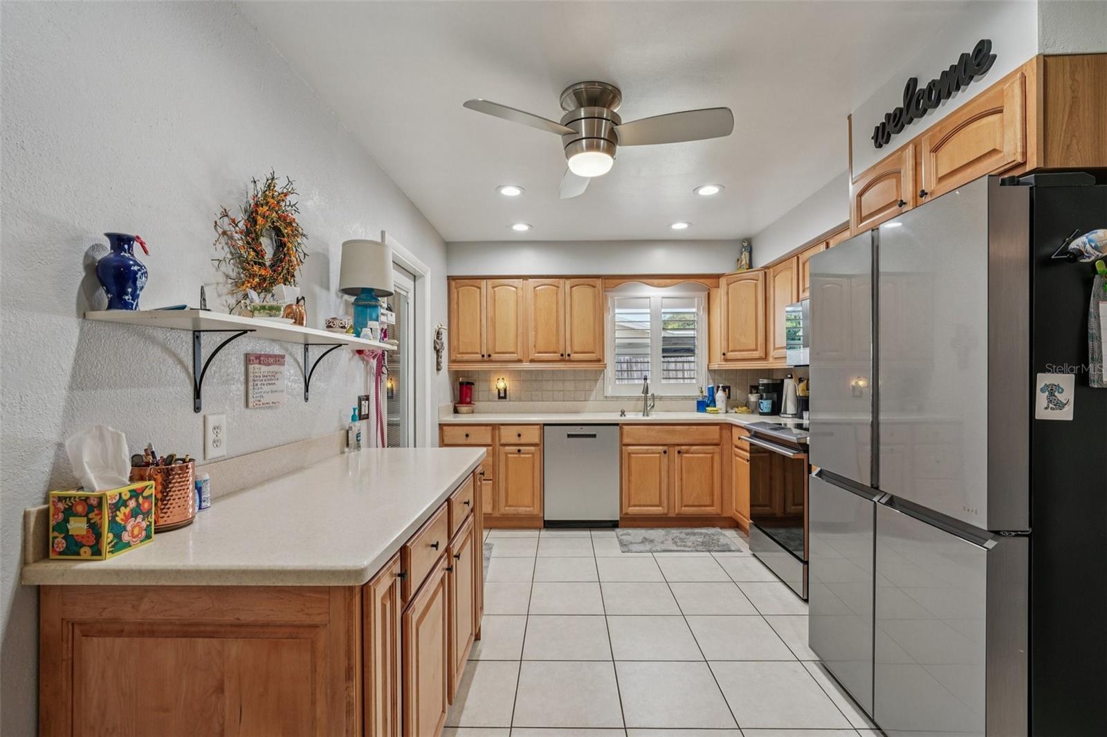 Image 21 of 74 For 1586 Rosery Road Ne