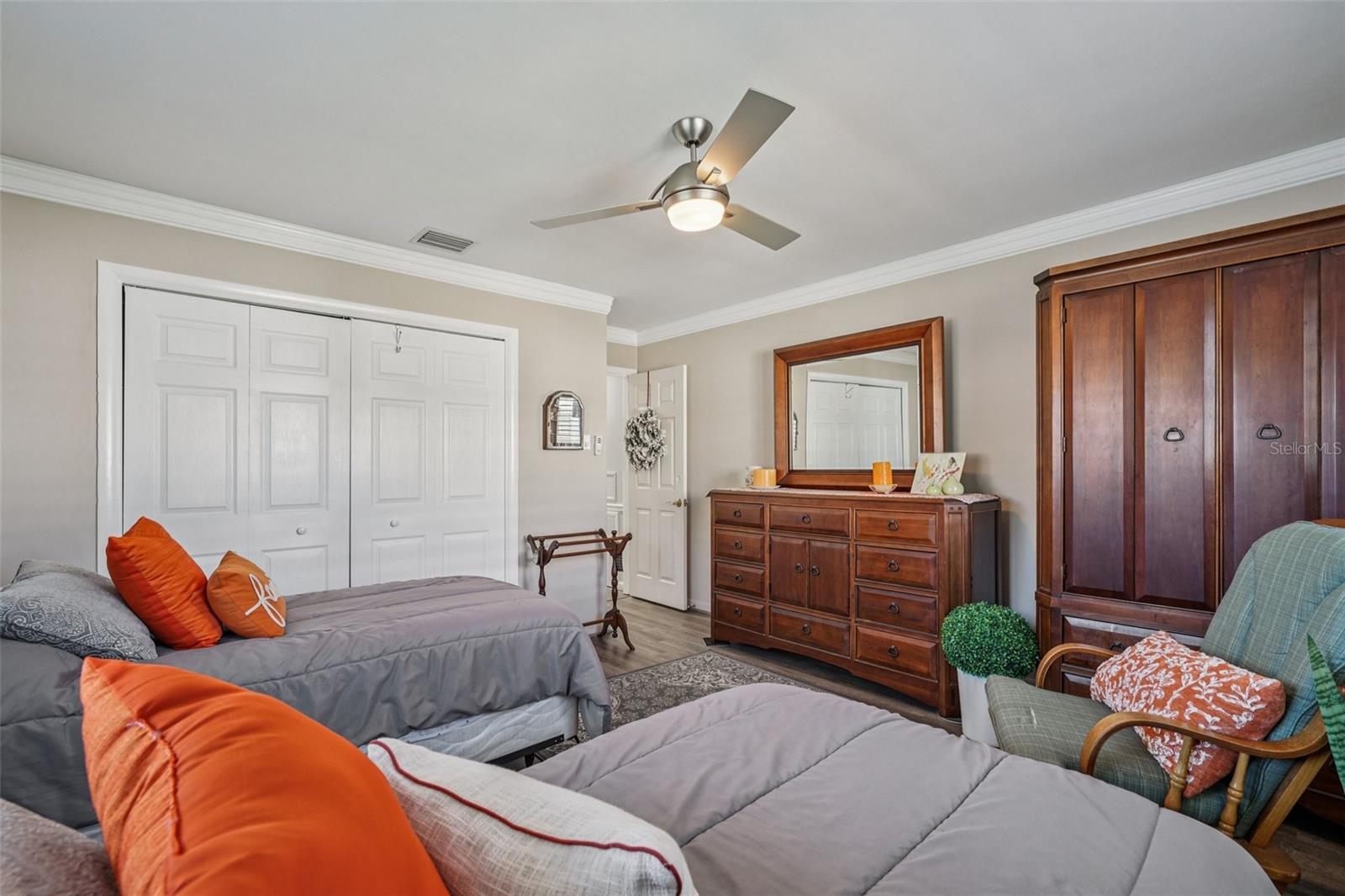 Image 34 of 74 For 1586 Rosery Road Ne