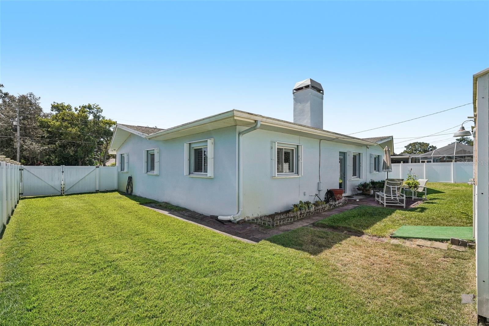 Image 51 of 74 For 1586 Rosery Road Ne