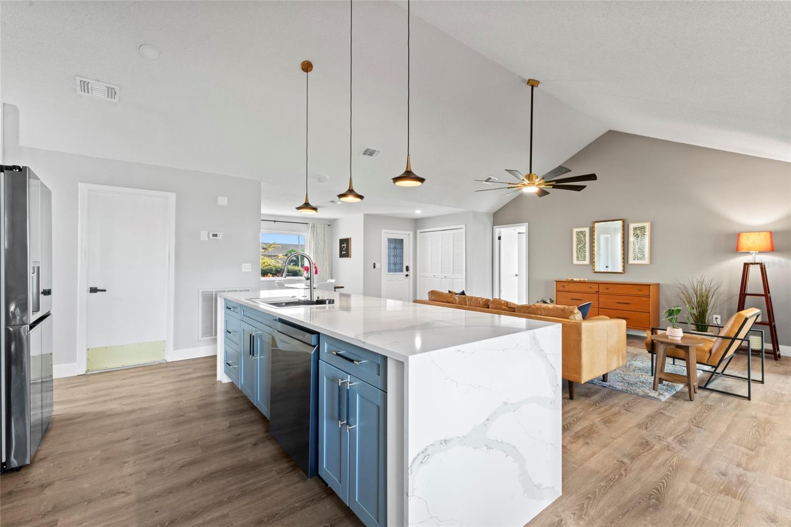 Image 17 of 58 For 1526 Fort Duquesna Drive