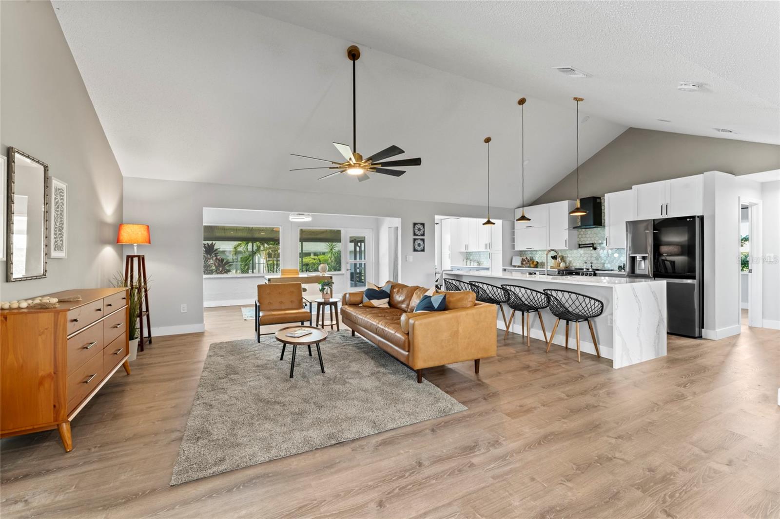 Image 6 of 58 For 1526 Fort Duquesna Drive