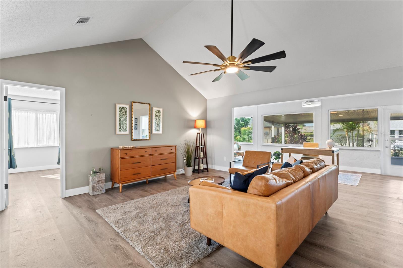 Image 7 of 58 For 1526 Fort Duquesna Drive