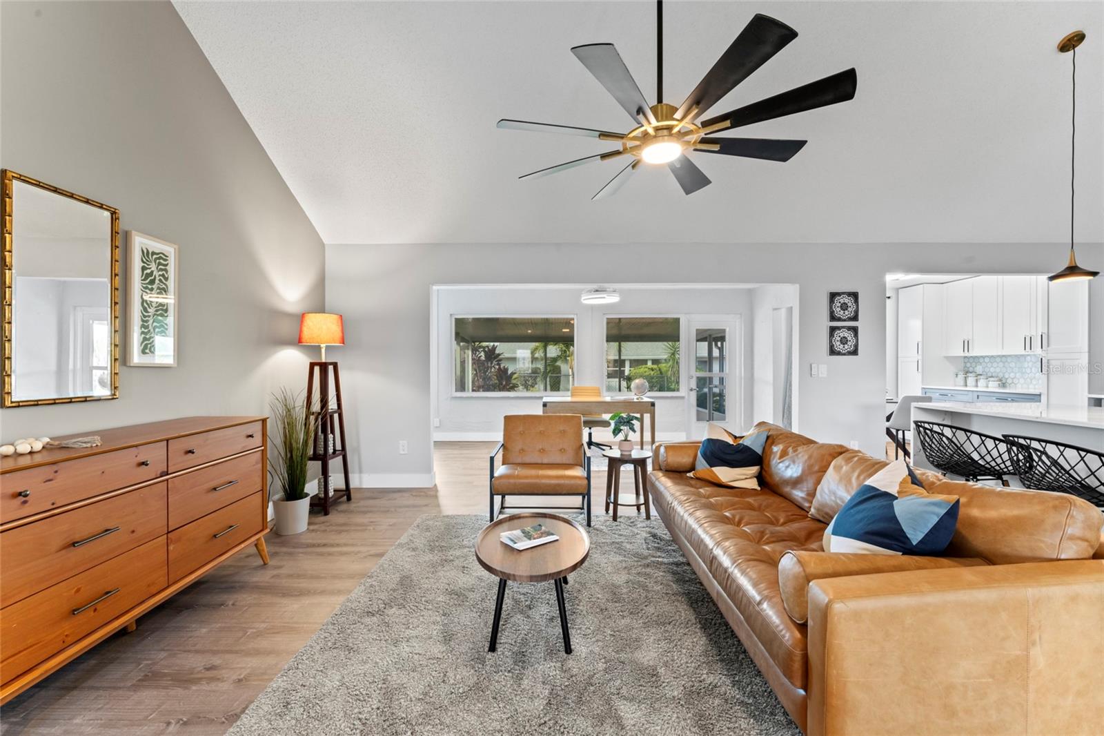 Image 8 of 58 For 1526 Fort Duquesna Drive