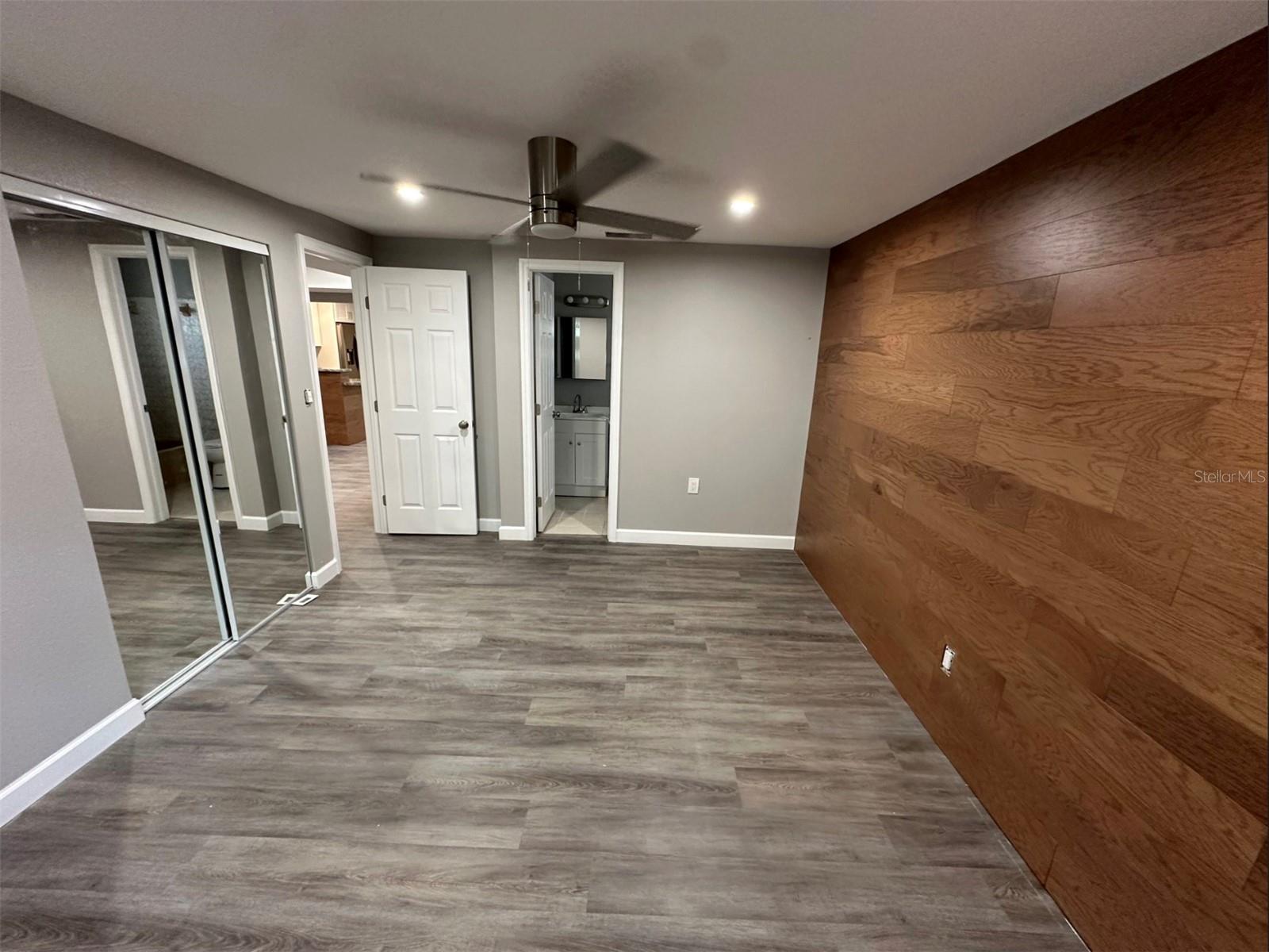 Image 11 of 16 For 2301 Trelain Drive S