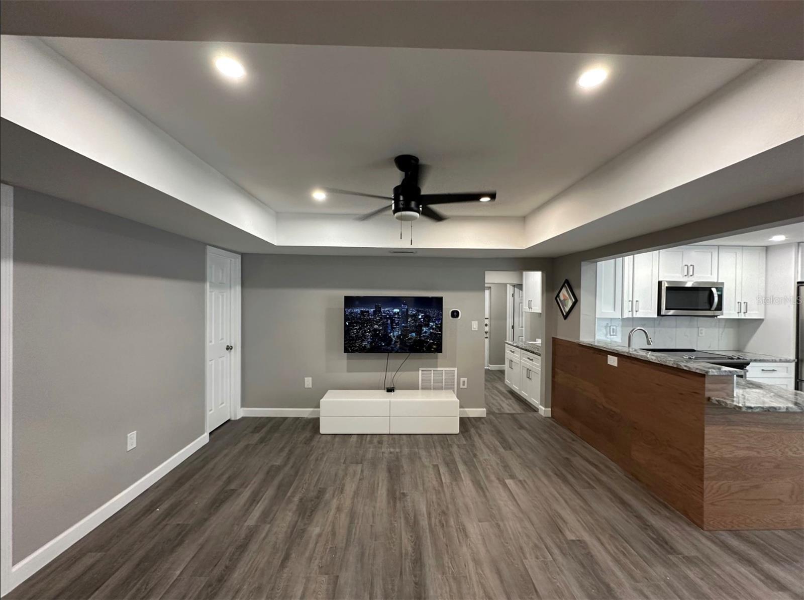Image 7 of 16 For 2301 Trelain Drive S