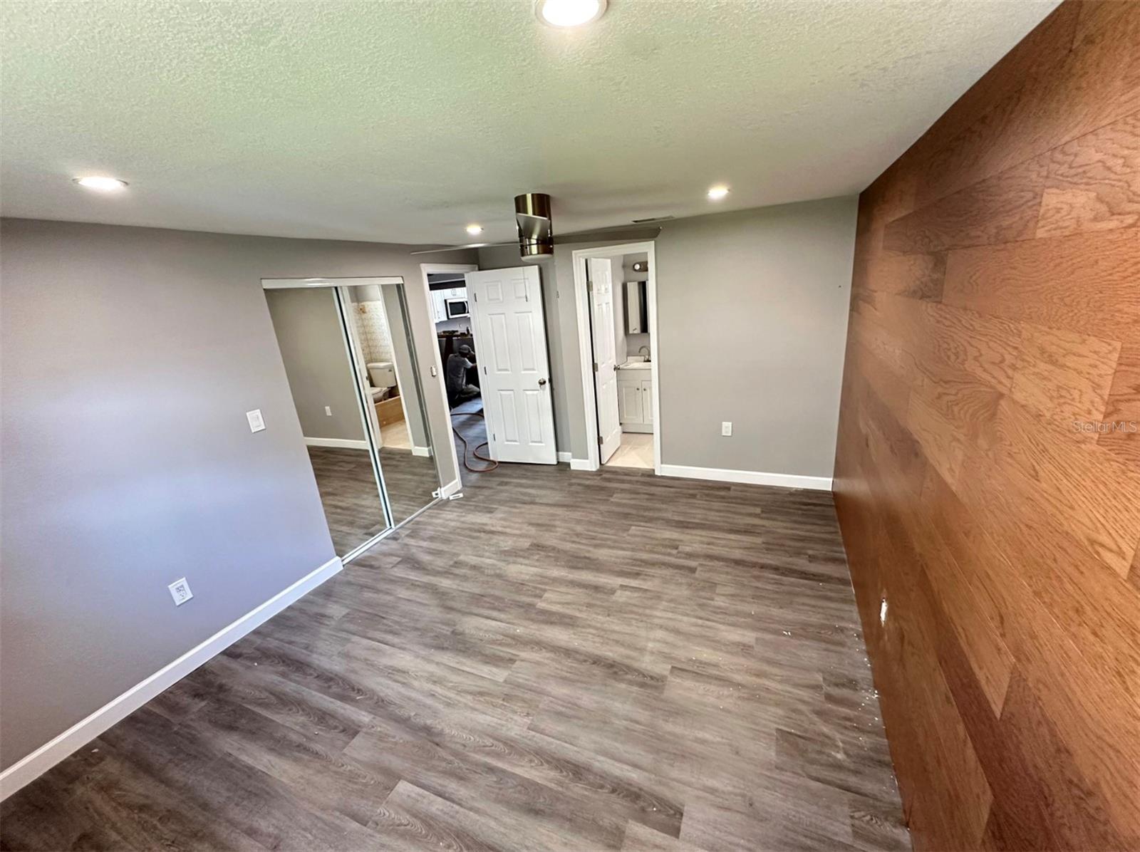 Image 8 of 16 For 2301 Trelain Drive S