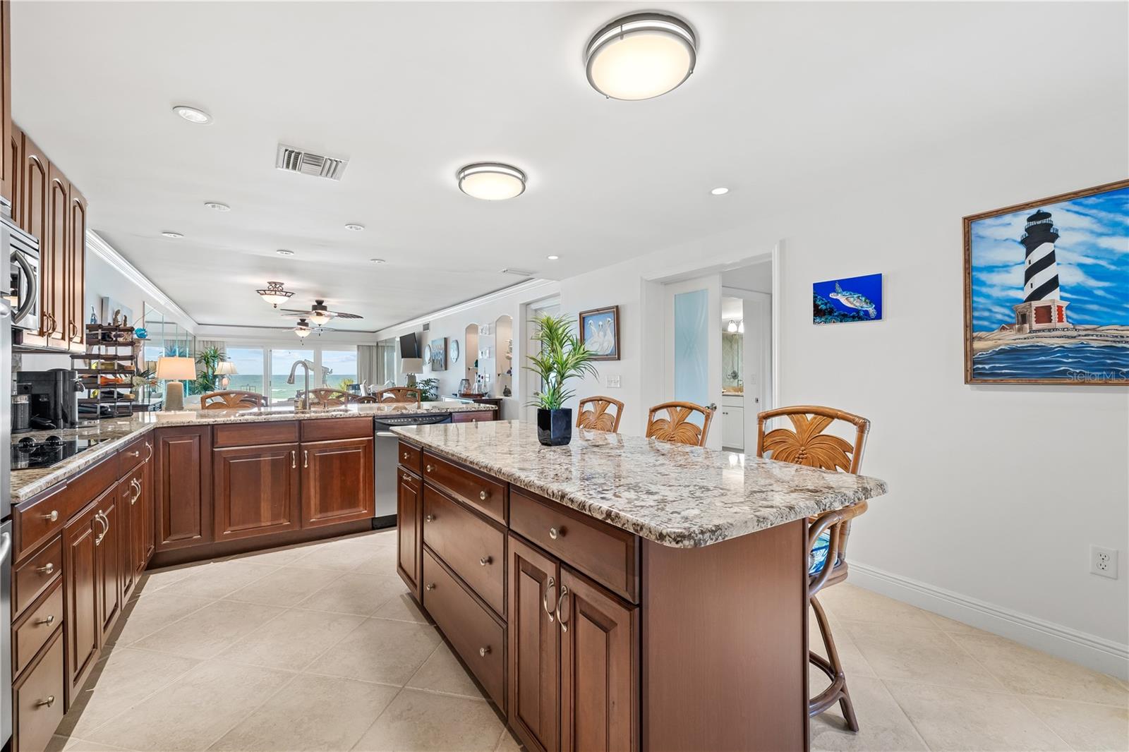 Image 15 of 58 For 3400 Gulf Boulevard 105