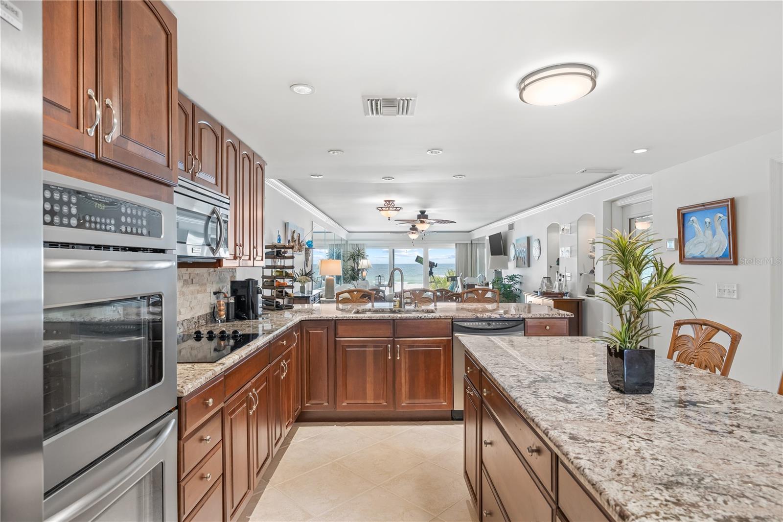 Image 16 of 58 For 3400 Gulf Boulevard 105