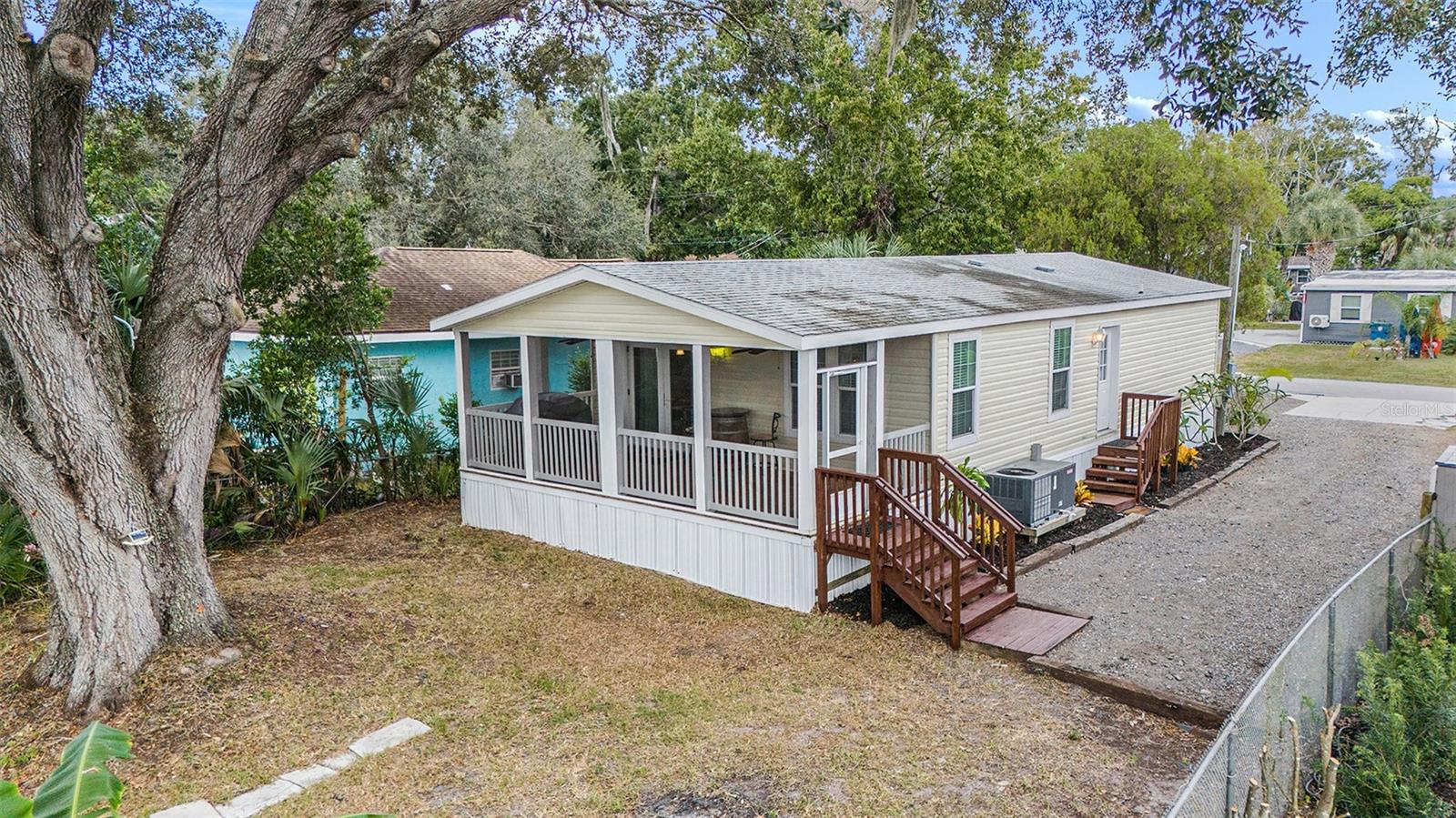 Image 4 of 35 For 6274 Fine Street