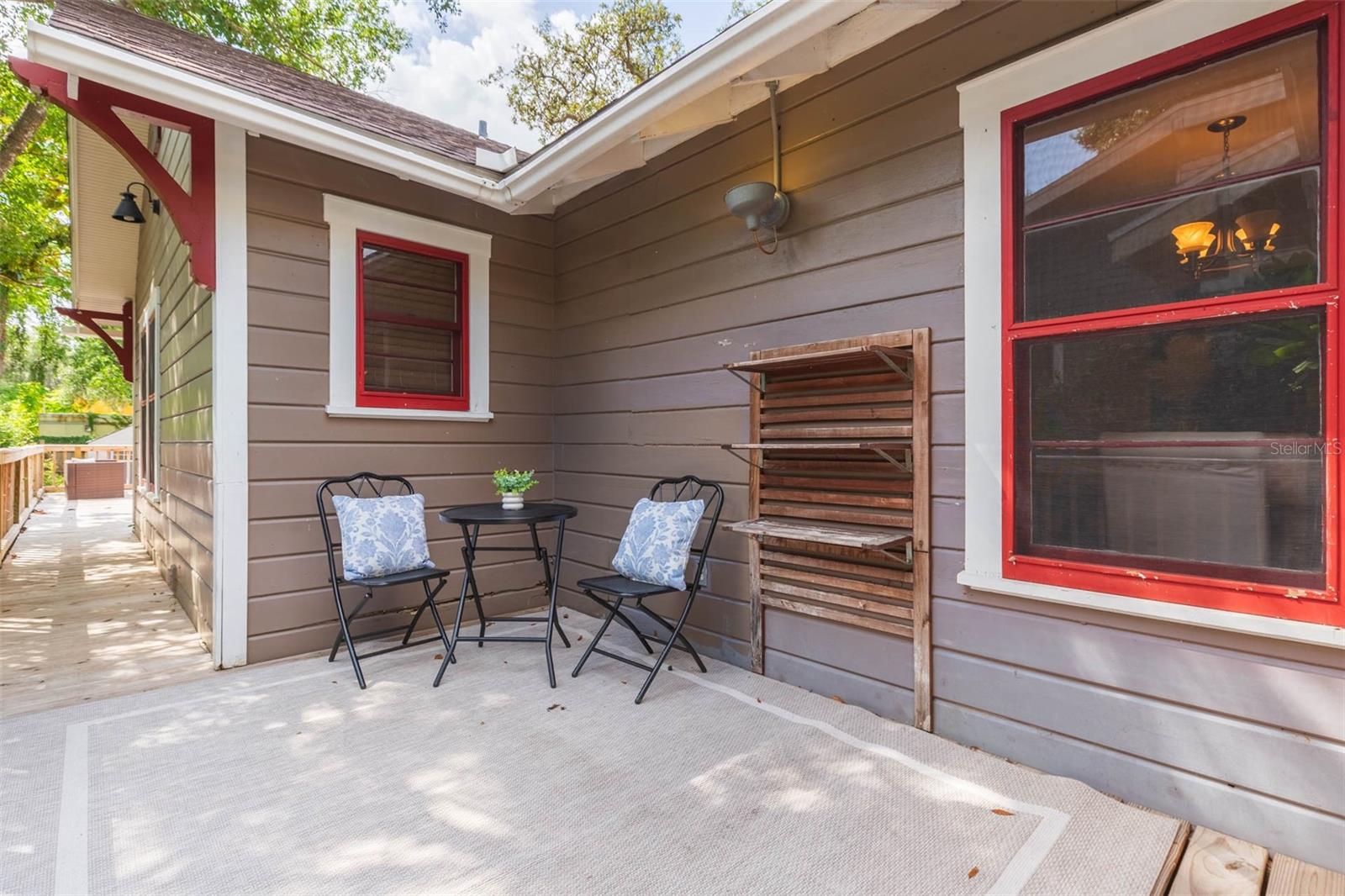 Image 20 of 26 For 1201 Comanche Avenue