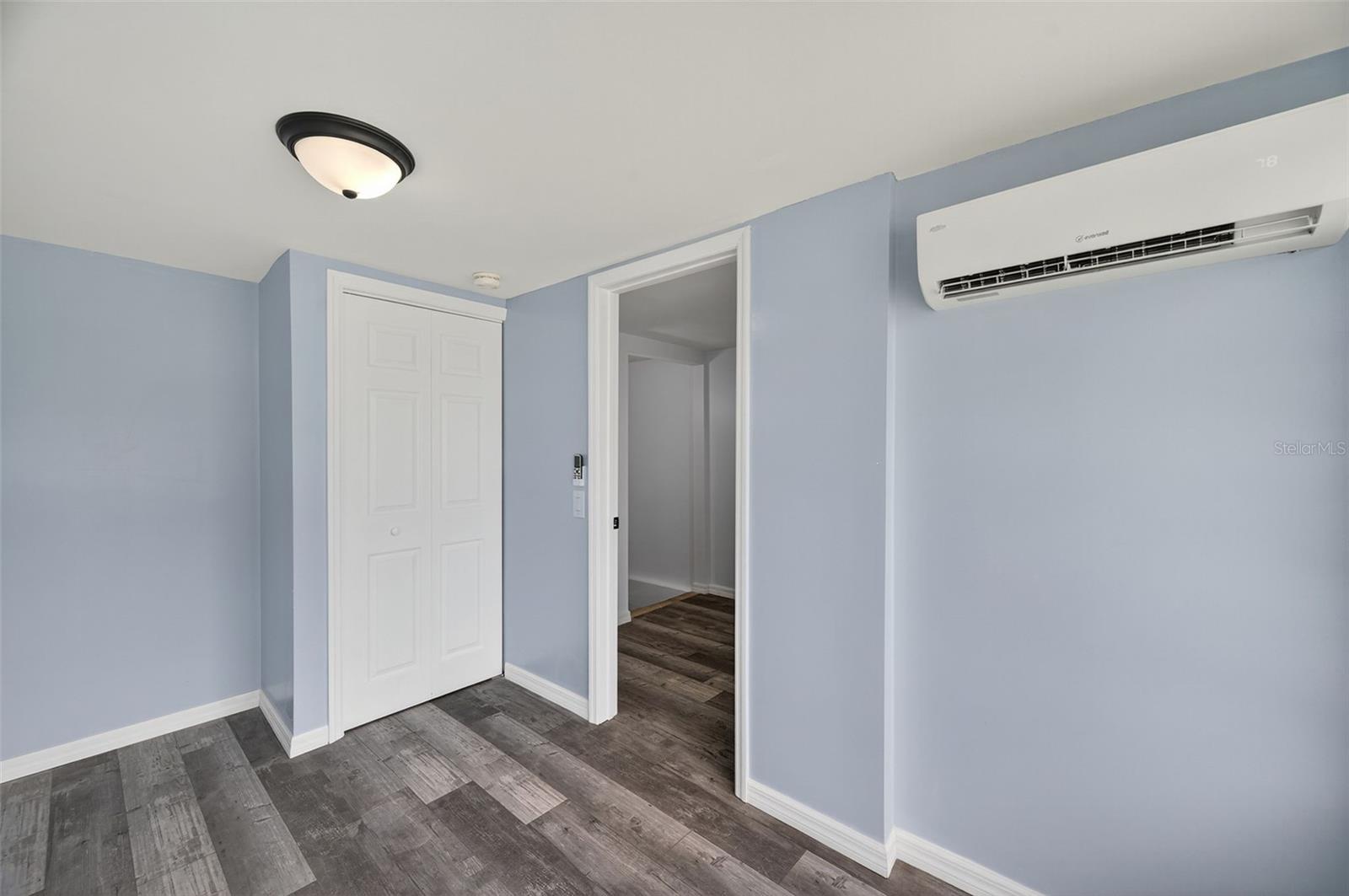 Image 17 of 26 For 38250 13th Avenue