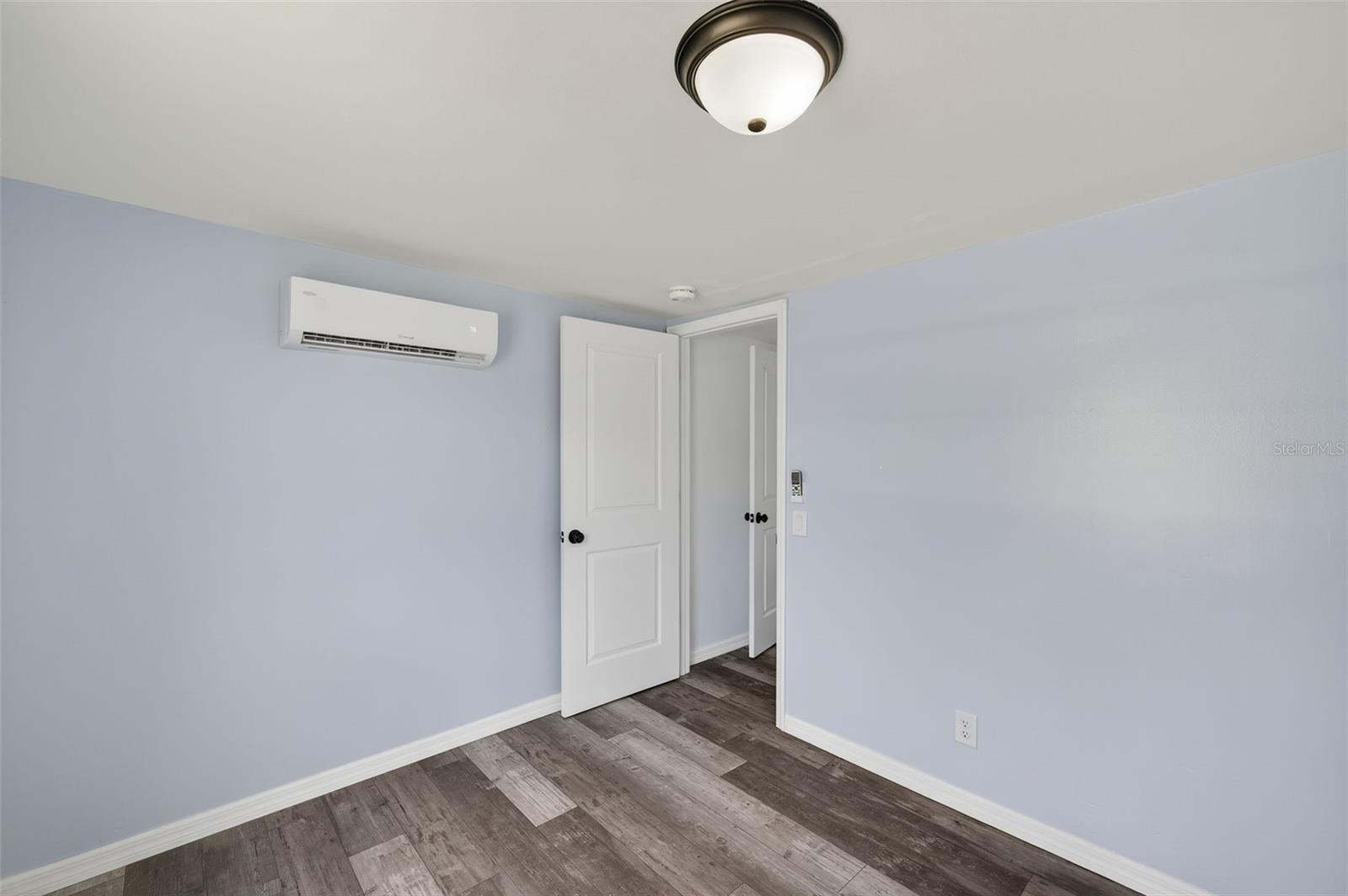 Image 21 of 26 For 38250 13th Avenue