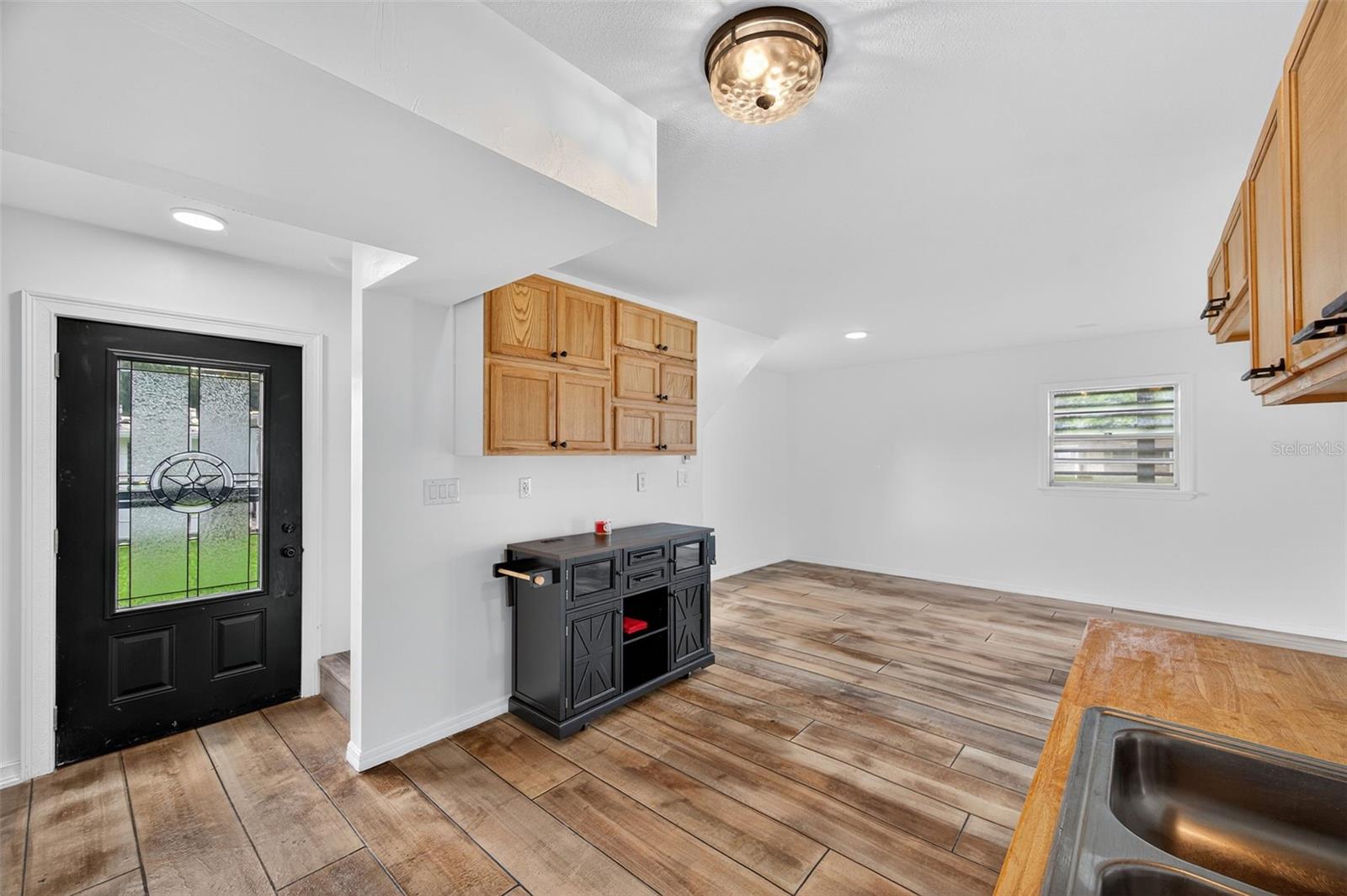 Image 8 of 26 For 38250 13th Avenue