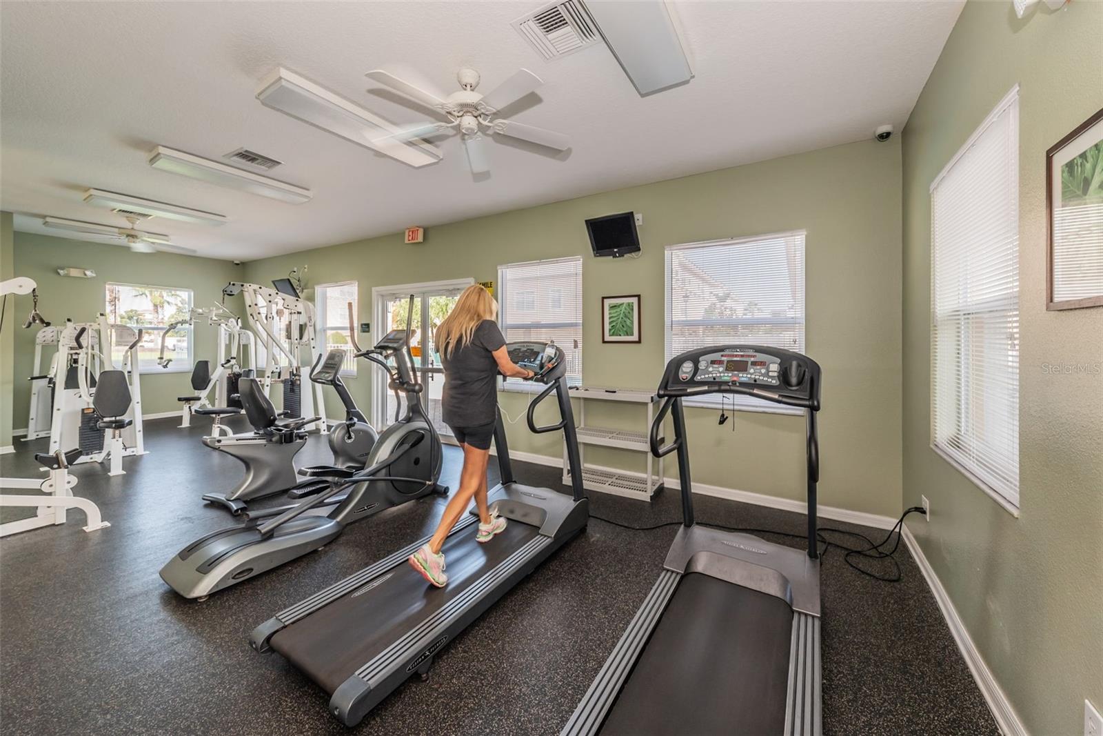 Image 51 of 63 For 5529 White Marlin Court