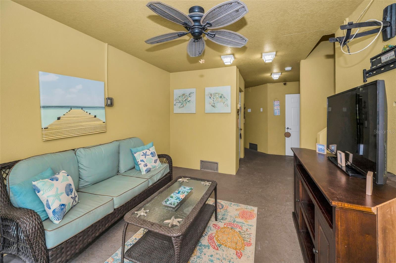 Image 9 of 63 For 5529 White Marlin Court