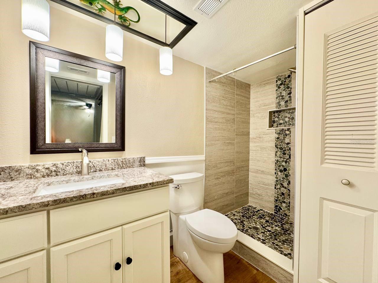 Image 19 of 29 For 3048 Eastland Boulevard C101