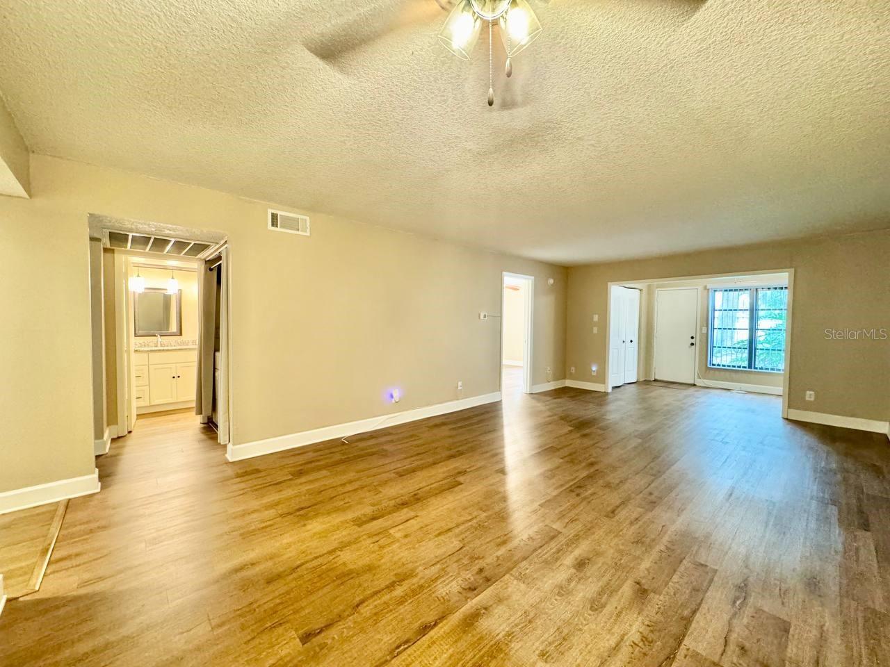 Image 9 of 29 For 3048 Eastland Boulevard C101