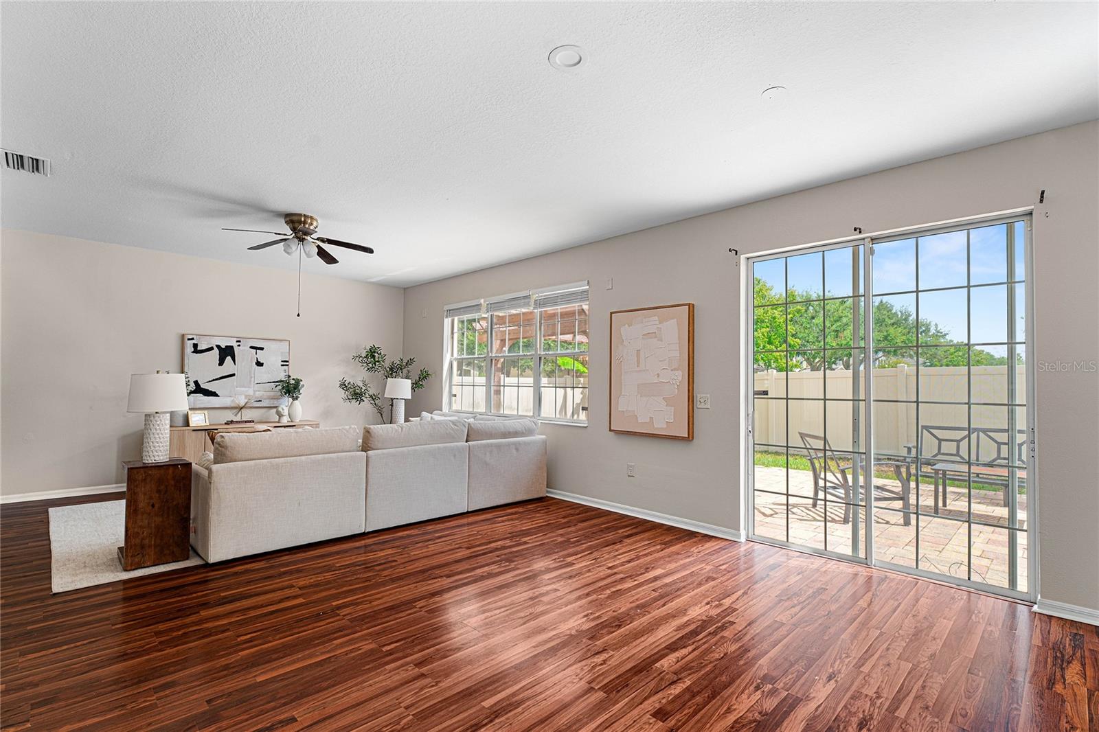 Image 17 of 50 For 9142 Lantern Oak Way