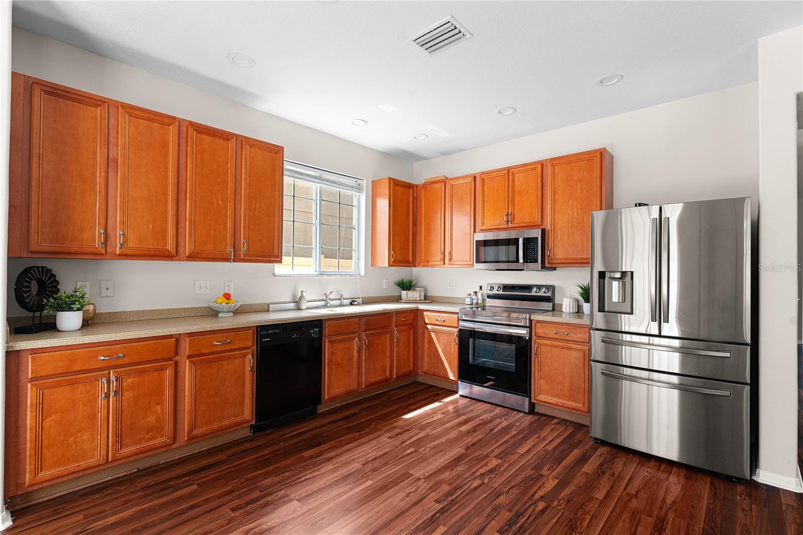 Image 19 of 50 For 9142 Lantern Oak Way