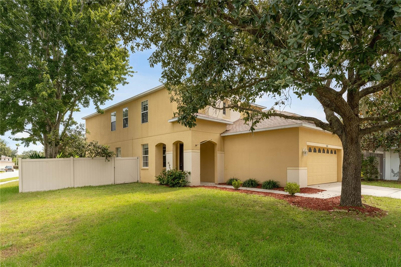 Image 4 of 50 For 9142 Lantern Oak Way