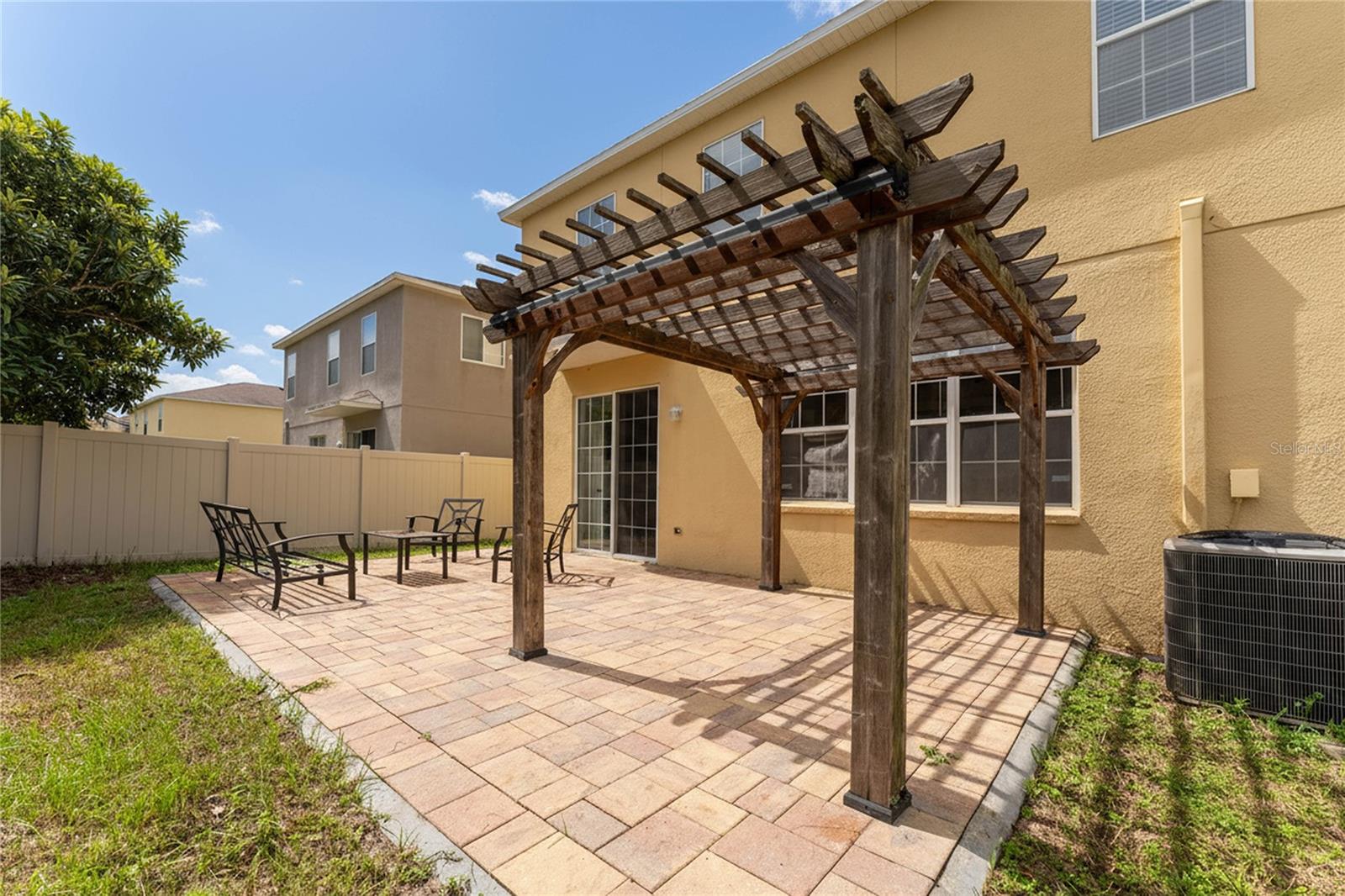 Image 41 of 50 For 9142 Lantern Oak Way