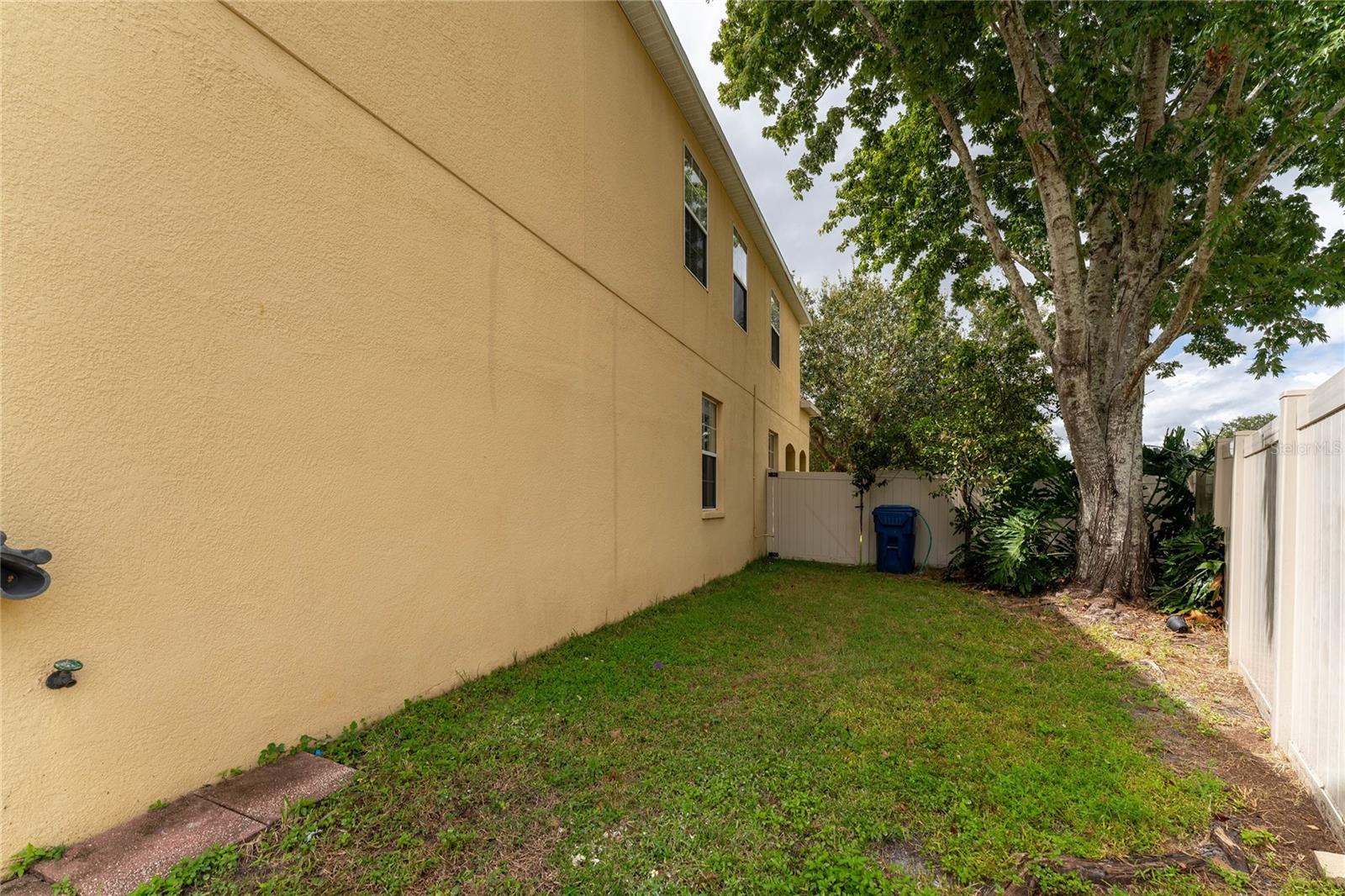 Image 44 of 50 For 9142 Lantern Oak Way