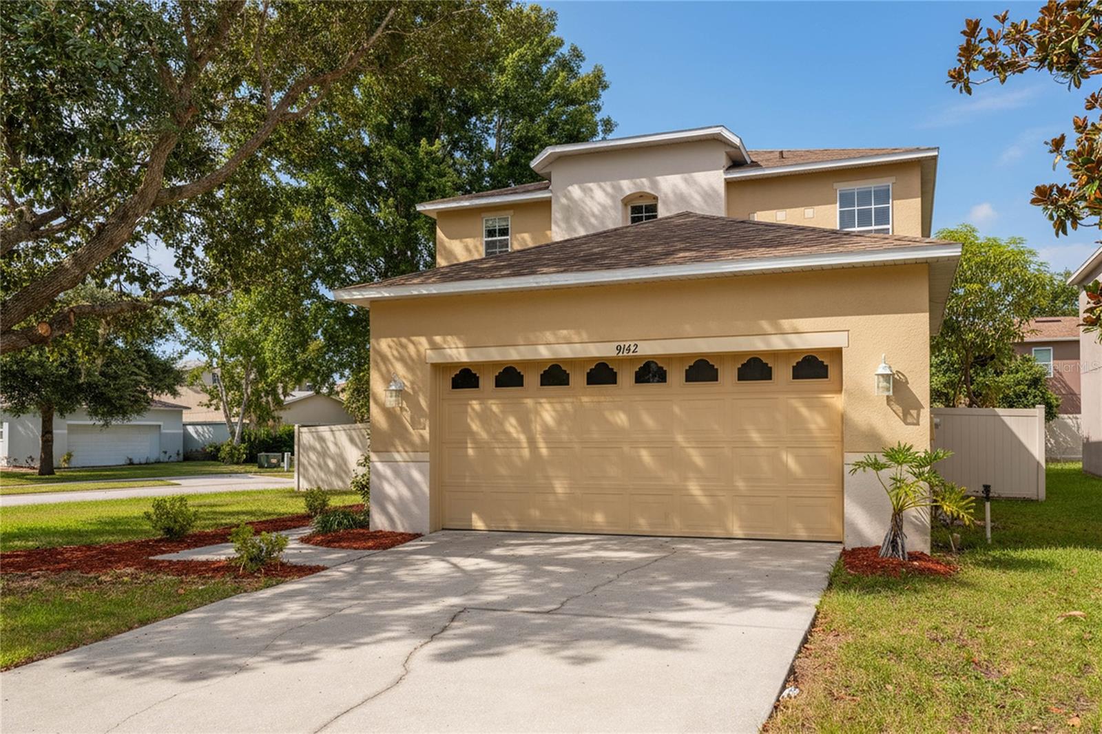 Image 5 of 50 For 9142 Lantern Oak Way