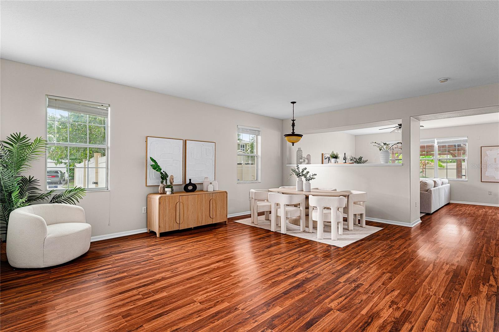 Image 8 of 50 For 9142 Lantern Oak Way