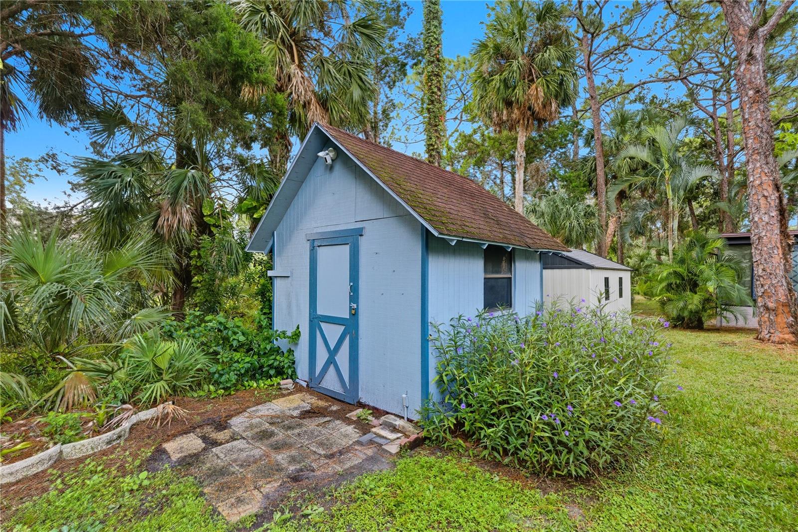 Image 12 of 19 For 6936 Driftwood Drive