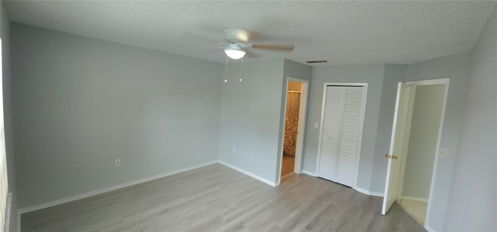 Image 12 of 27 For 7515 Leon Avenue