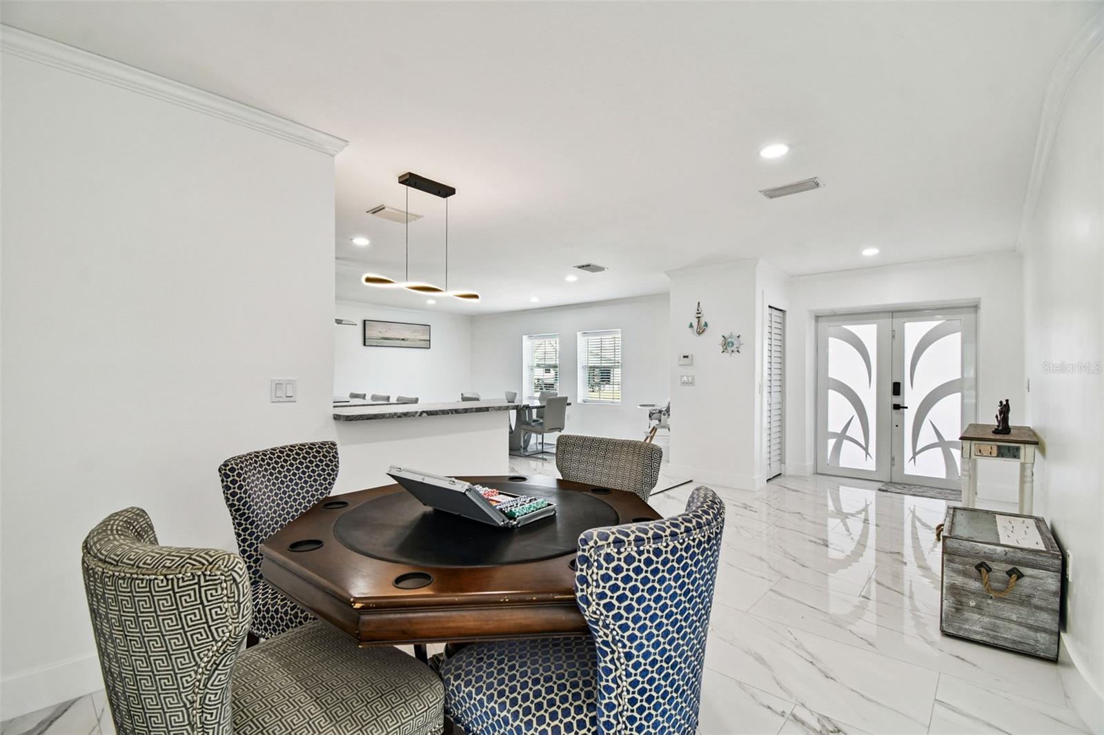 Listing photo id 20 for 8708 Thornwood Lane