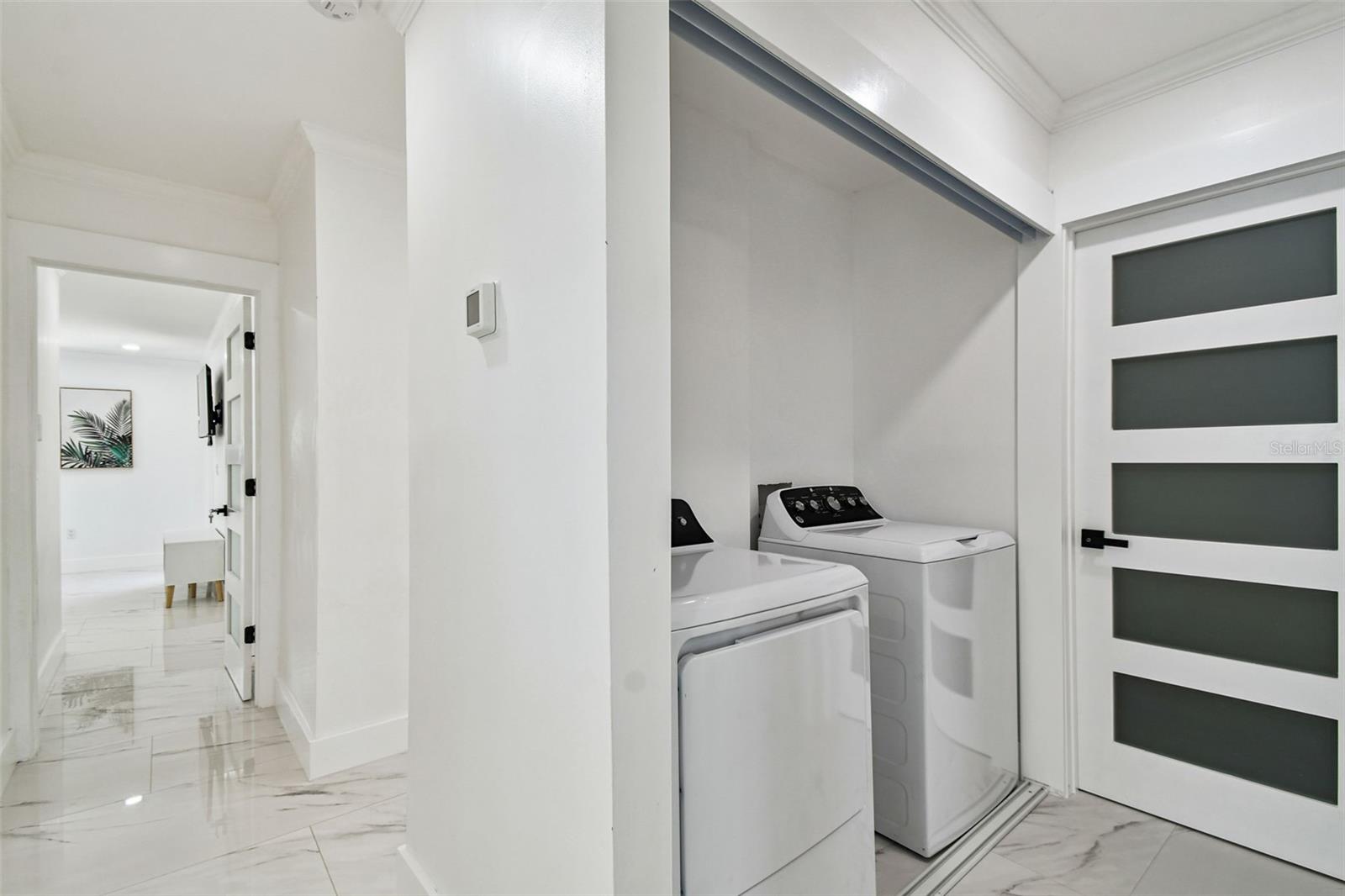 Listing photo id 45 for 8708 Thornwood Lane