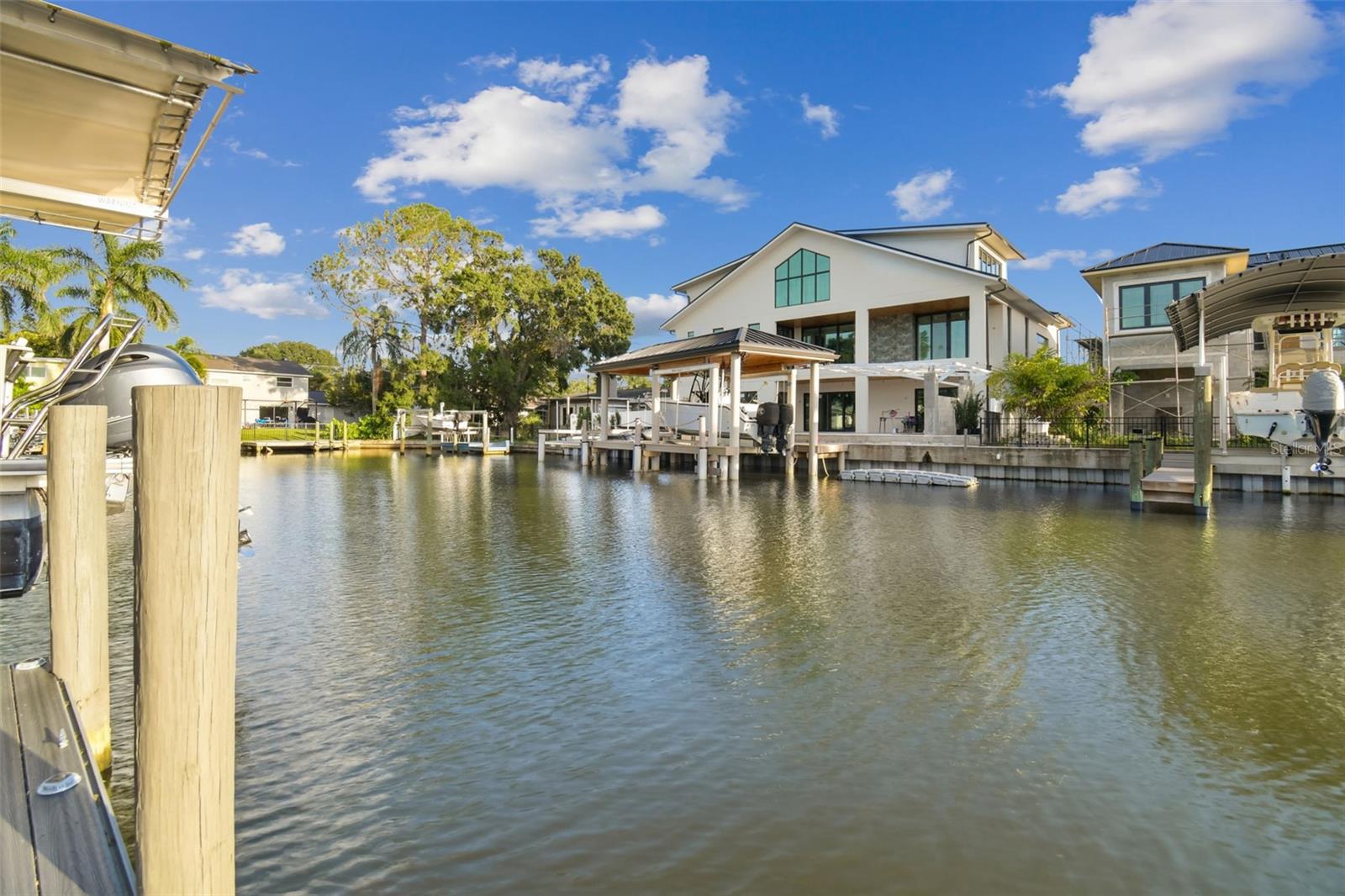 Listing photo id 56 for 8708 Thornwood Lane