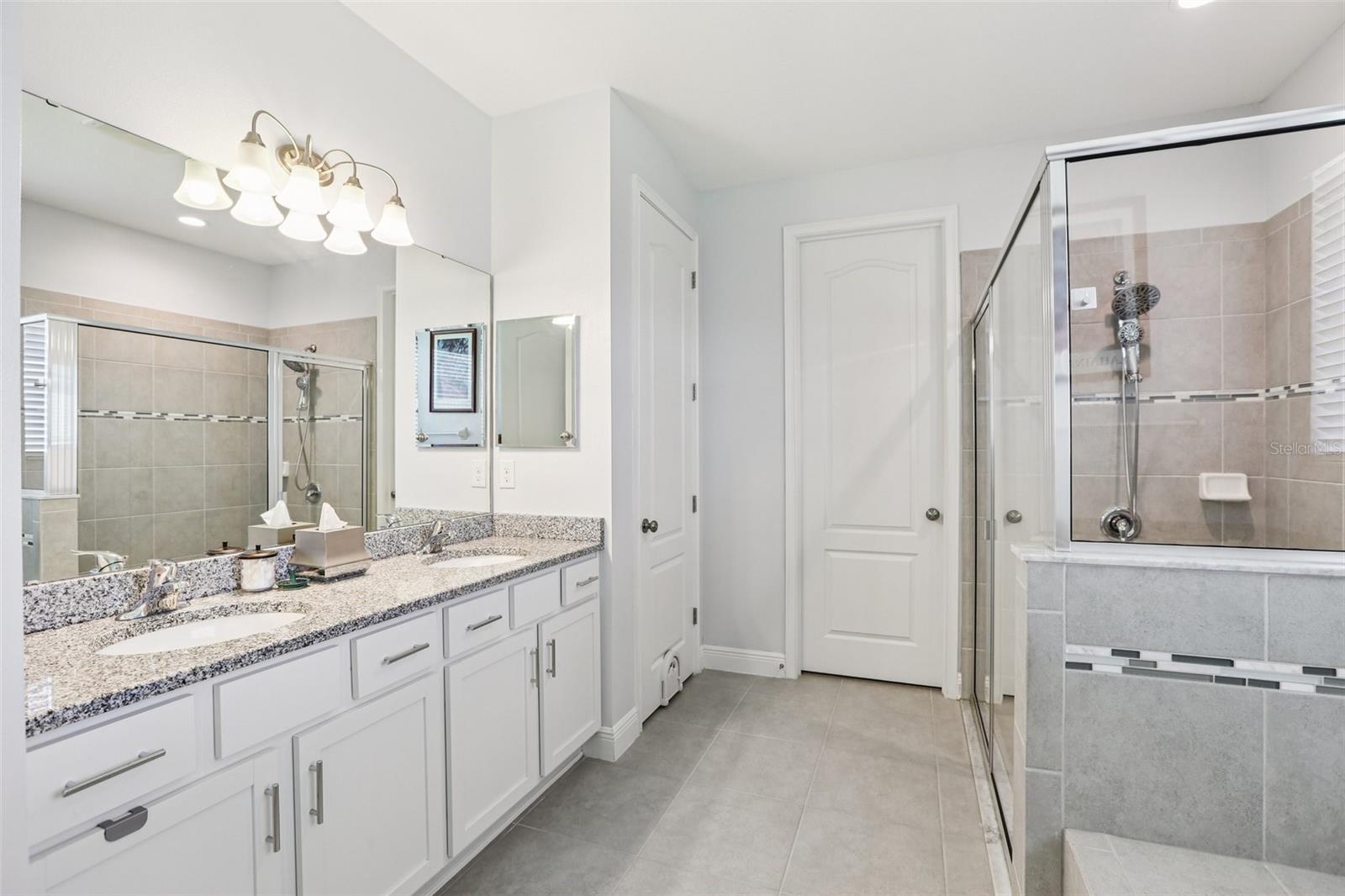 Image 19 of 61 For 3915 Salida Delsol Drive