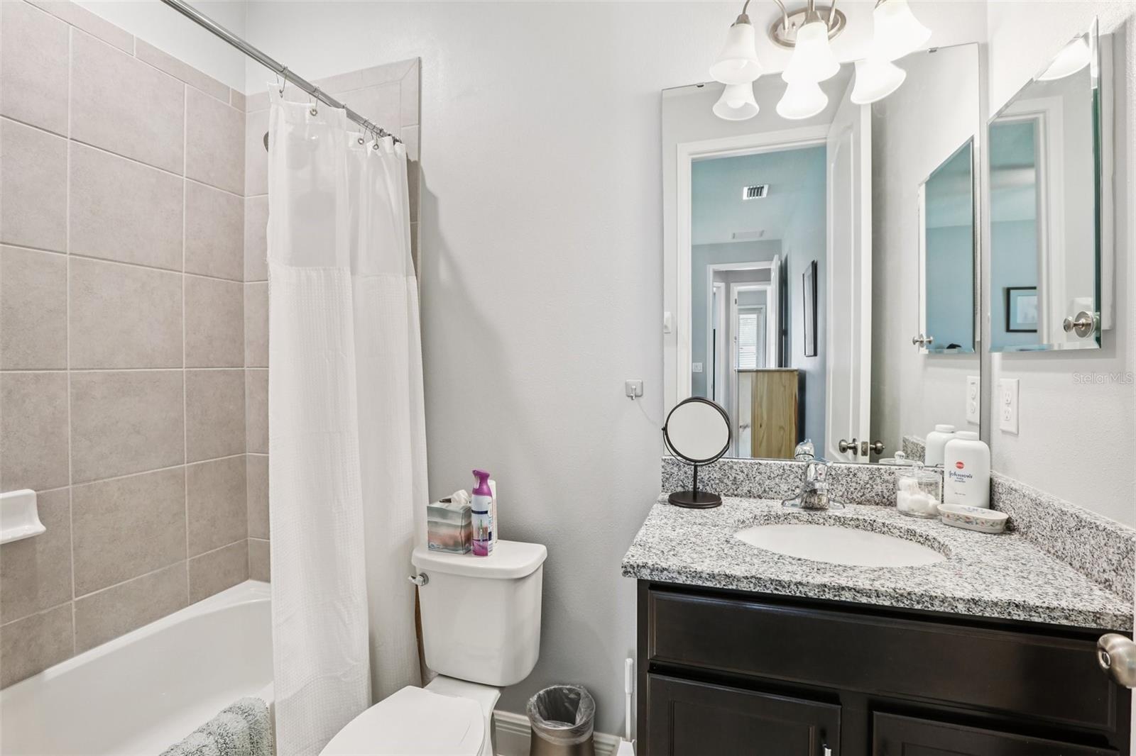 Image 25 of 61 For 3915 Salida Delsol Drive