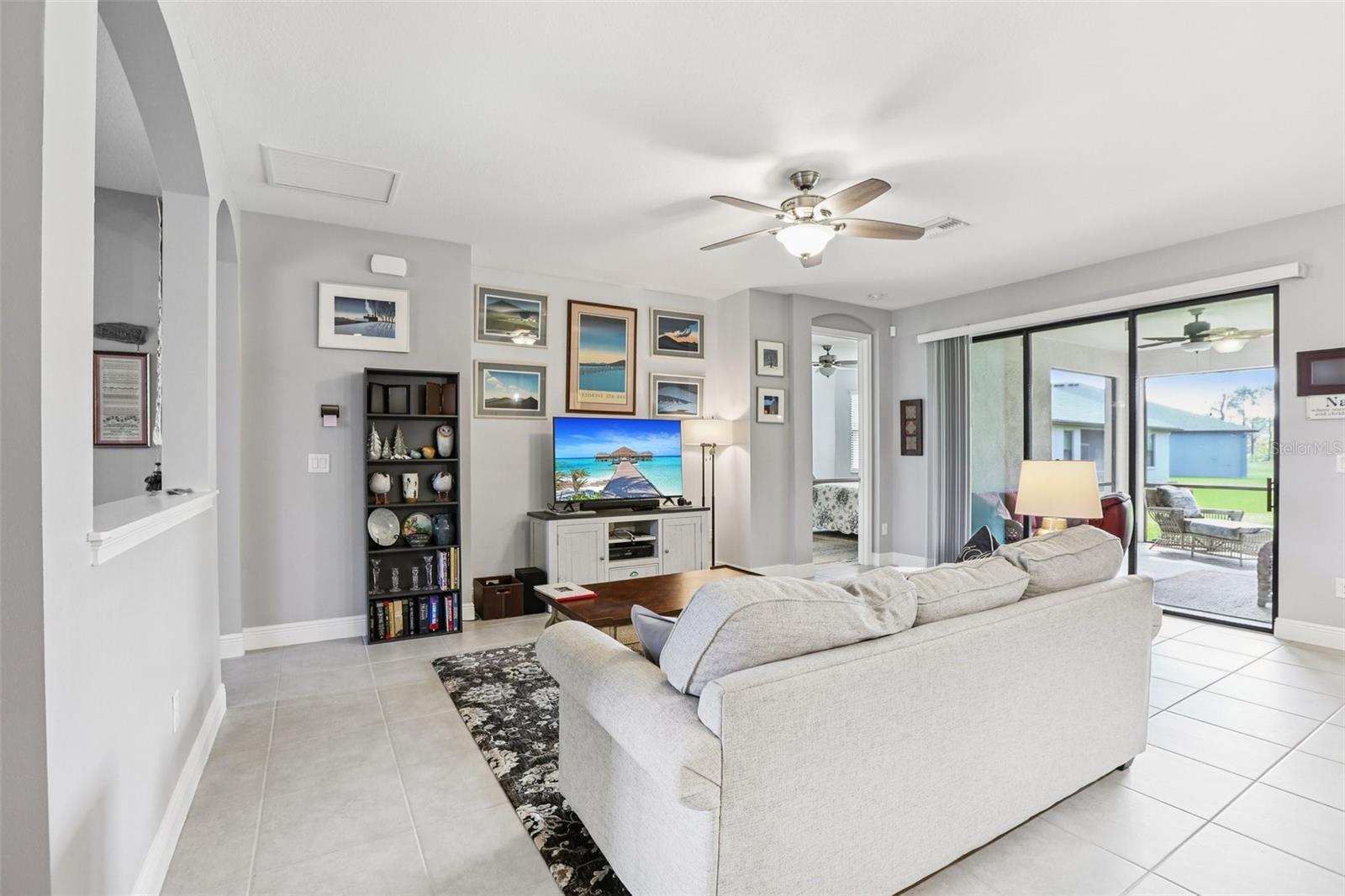 Image 8 of 61 For 3915 Salida Delsol Drive