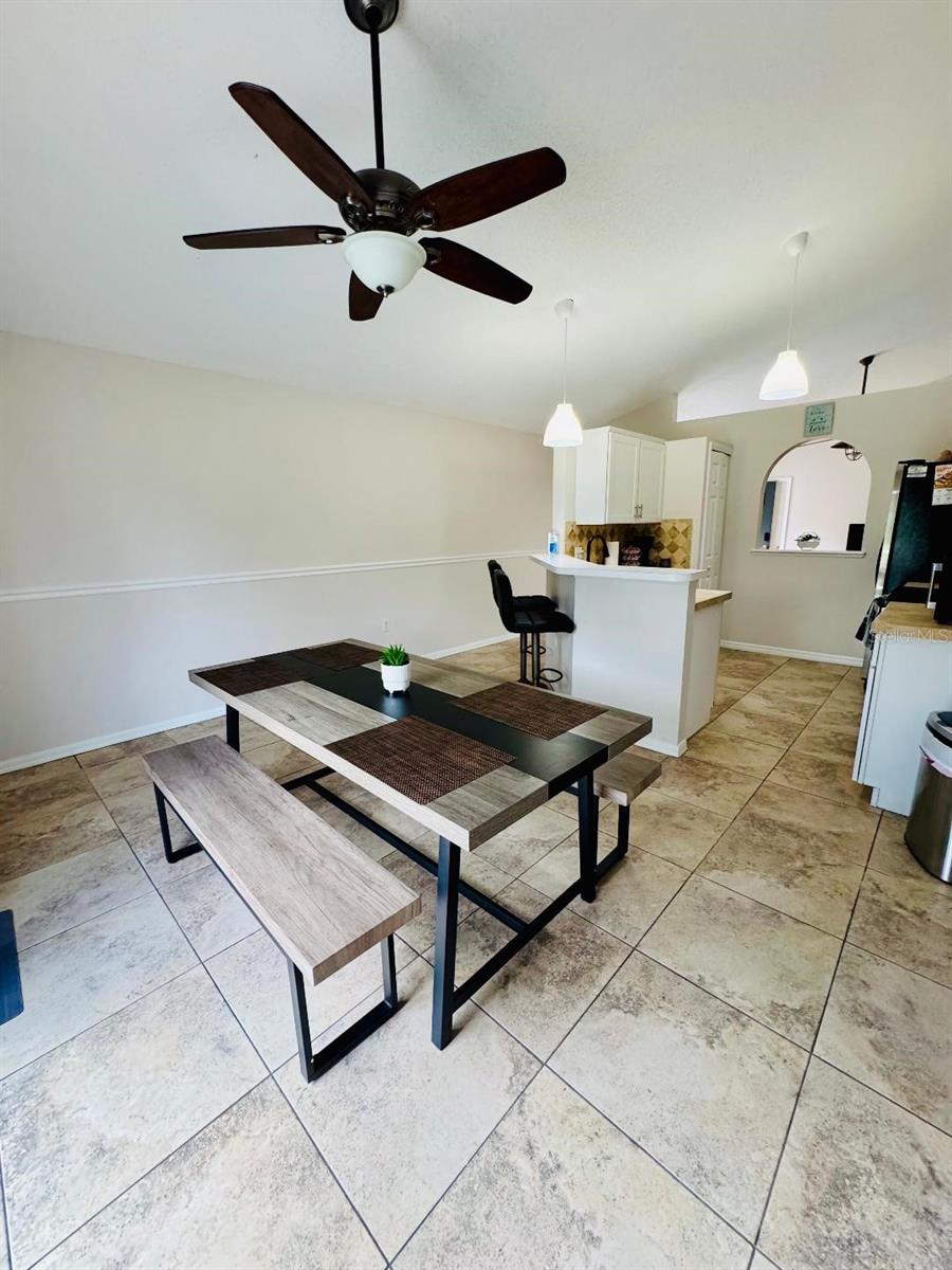 Image 3 of 13 For 30607 Birdhouse Drive