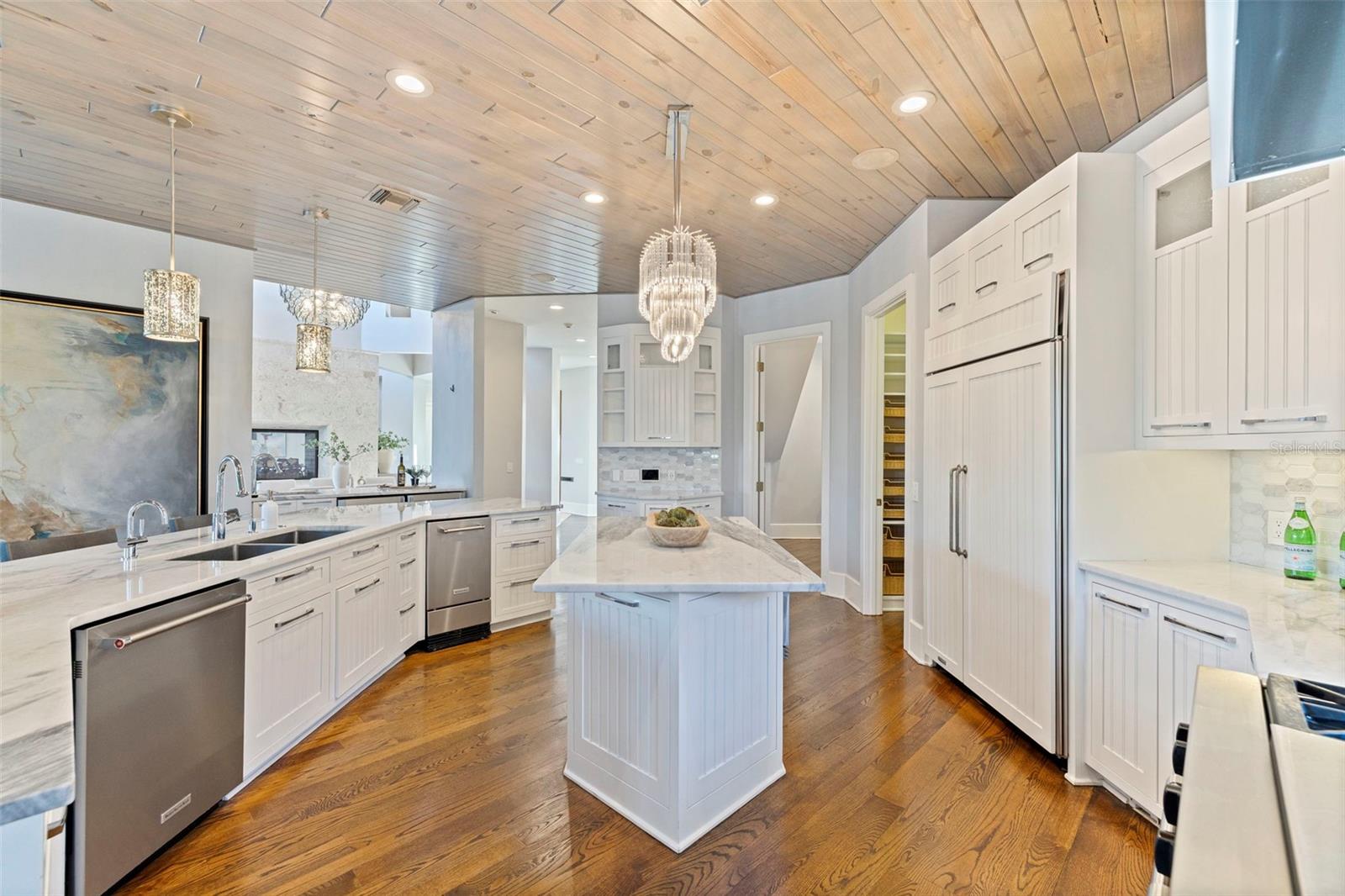 Image 15 of 85 For 6152 52nd Street S