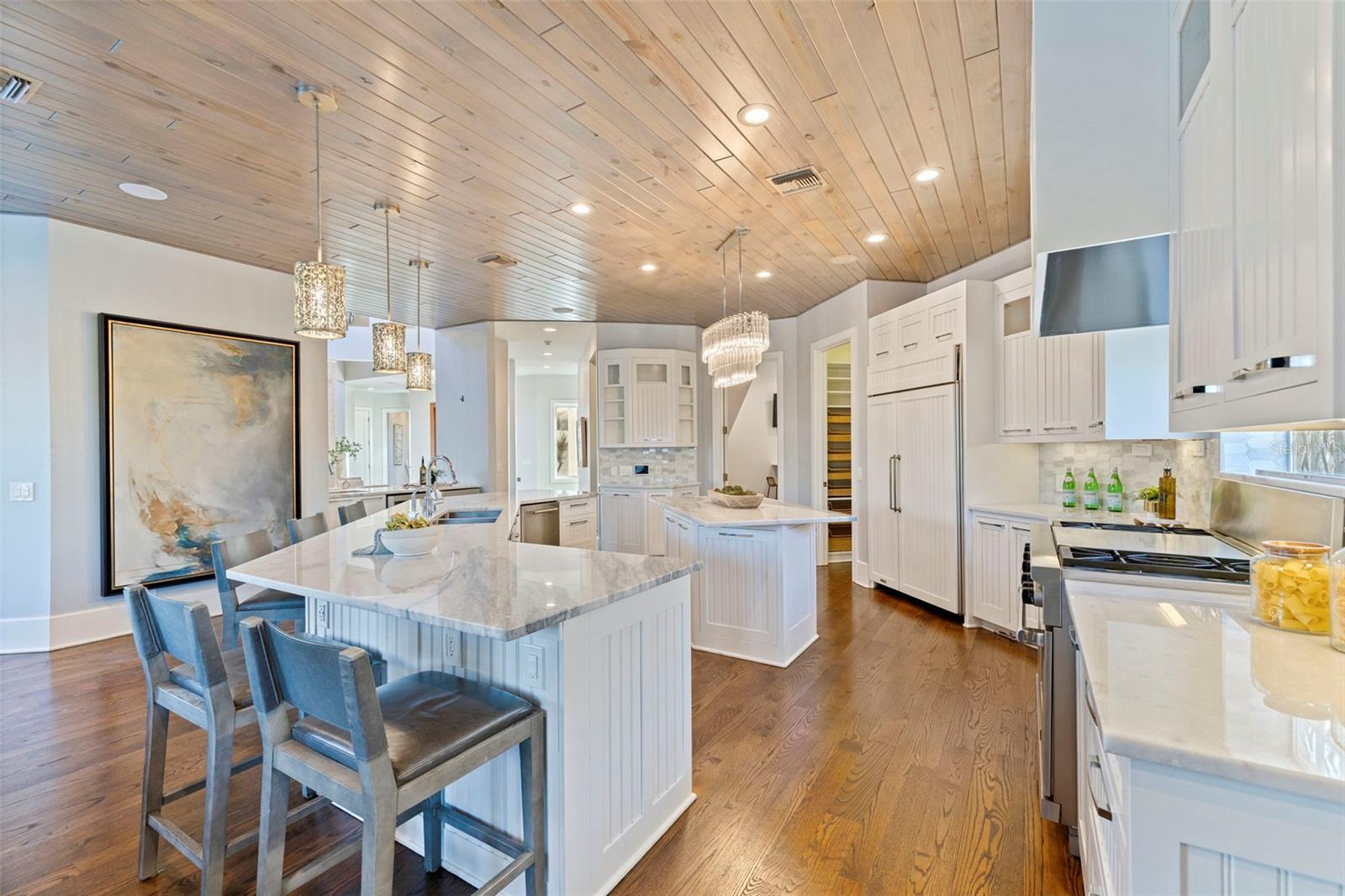 Image 16 of 85 For 6152 52nd Street S