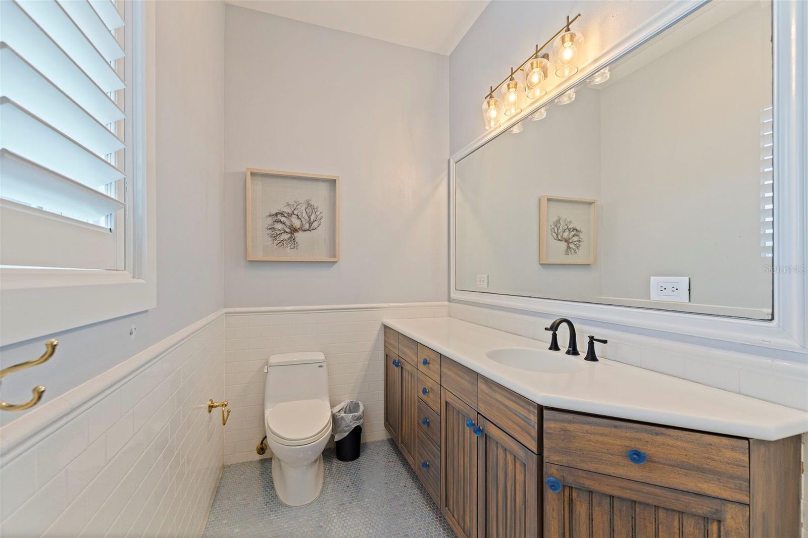 Image 43 of 85 For 6152 52nd Street S