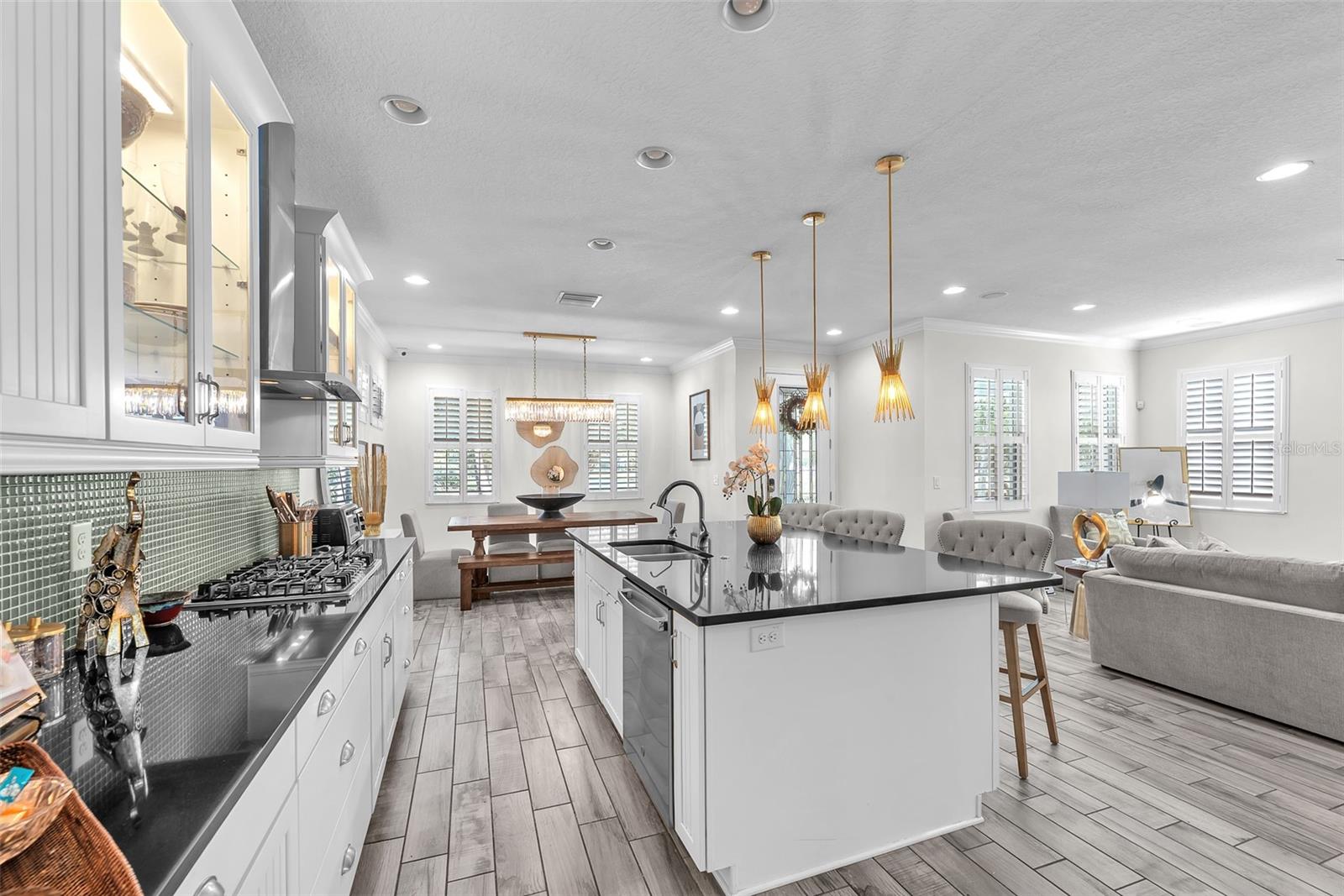 Image 12 of 39 For 322 Winterside Drive