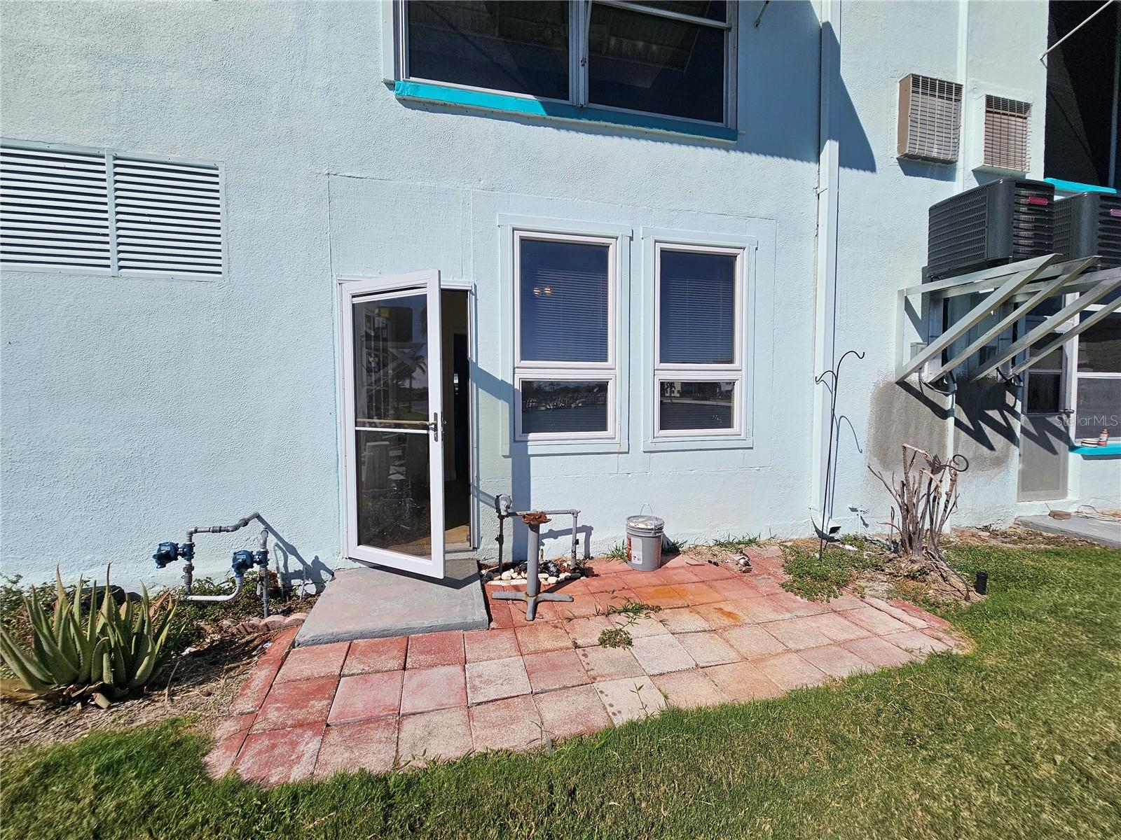 Image 15 of 30 For 5940 30th Avenue S 106
