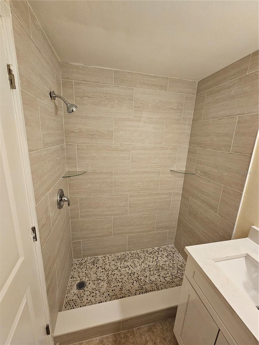 Image 7 of 30 For 5940 30th Avenue S 106