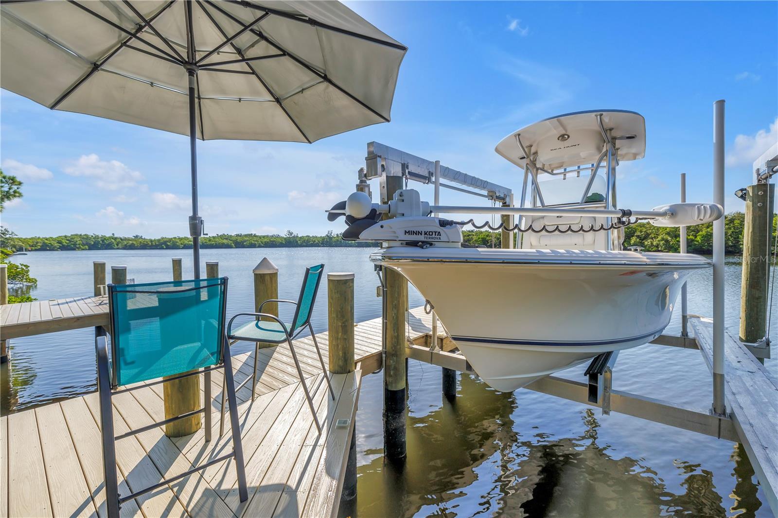 Image 4 of 33 For 956 San Carlos Court Ne