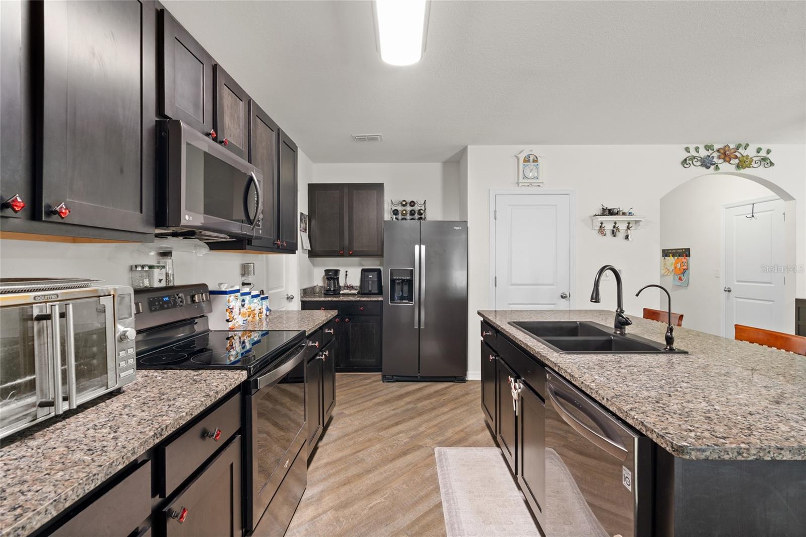 Image 19 of 48 For 5946 81st Avenue N