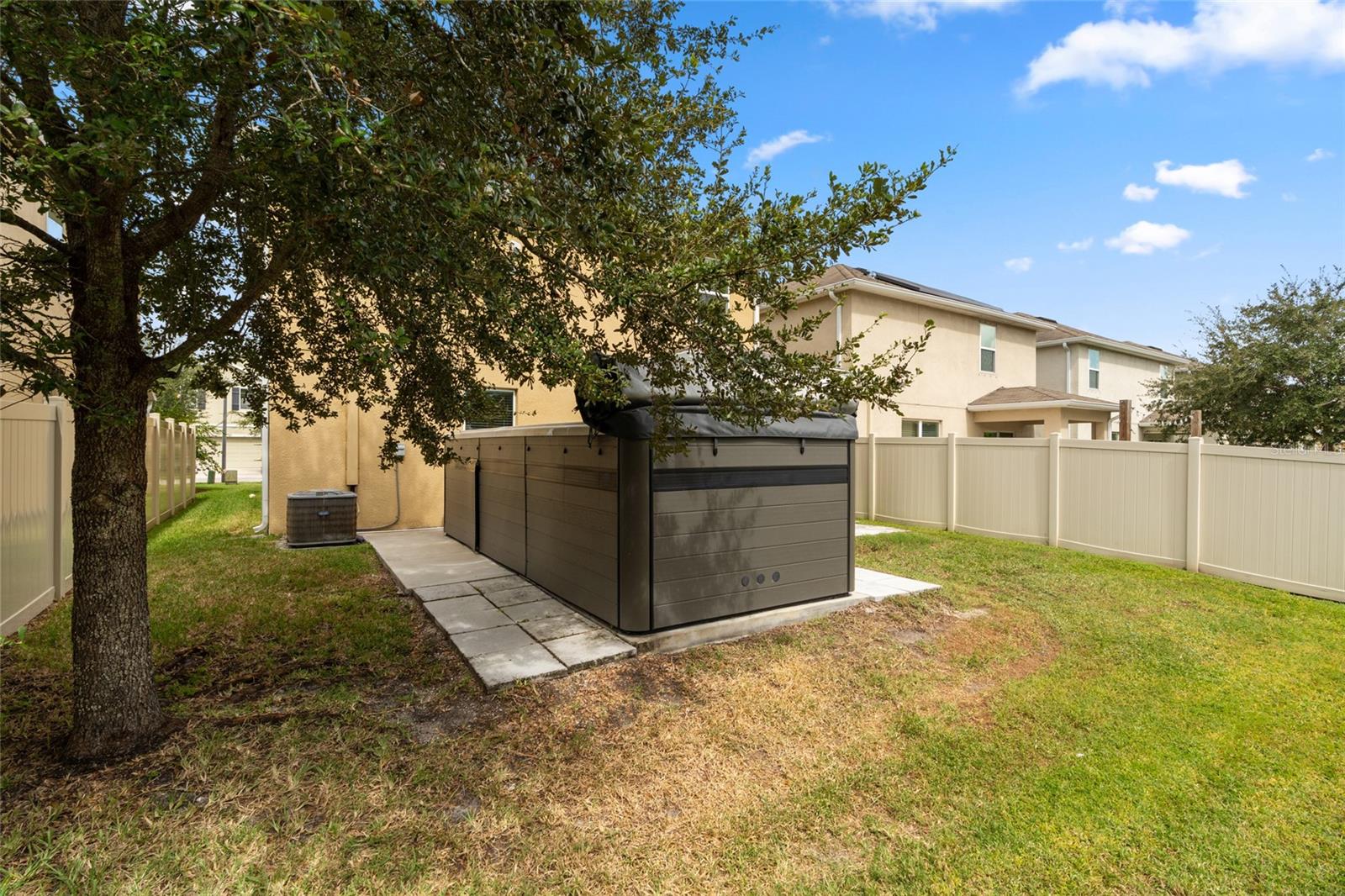 Image 40 of 48 For 5946 81st Avenue N