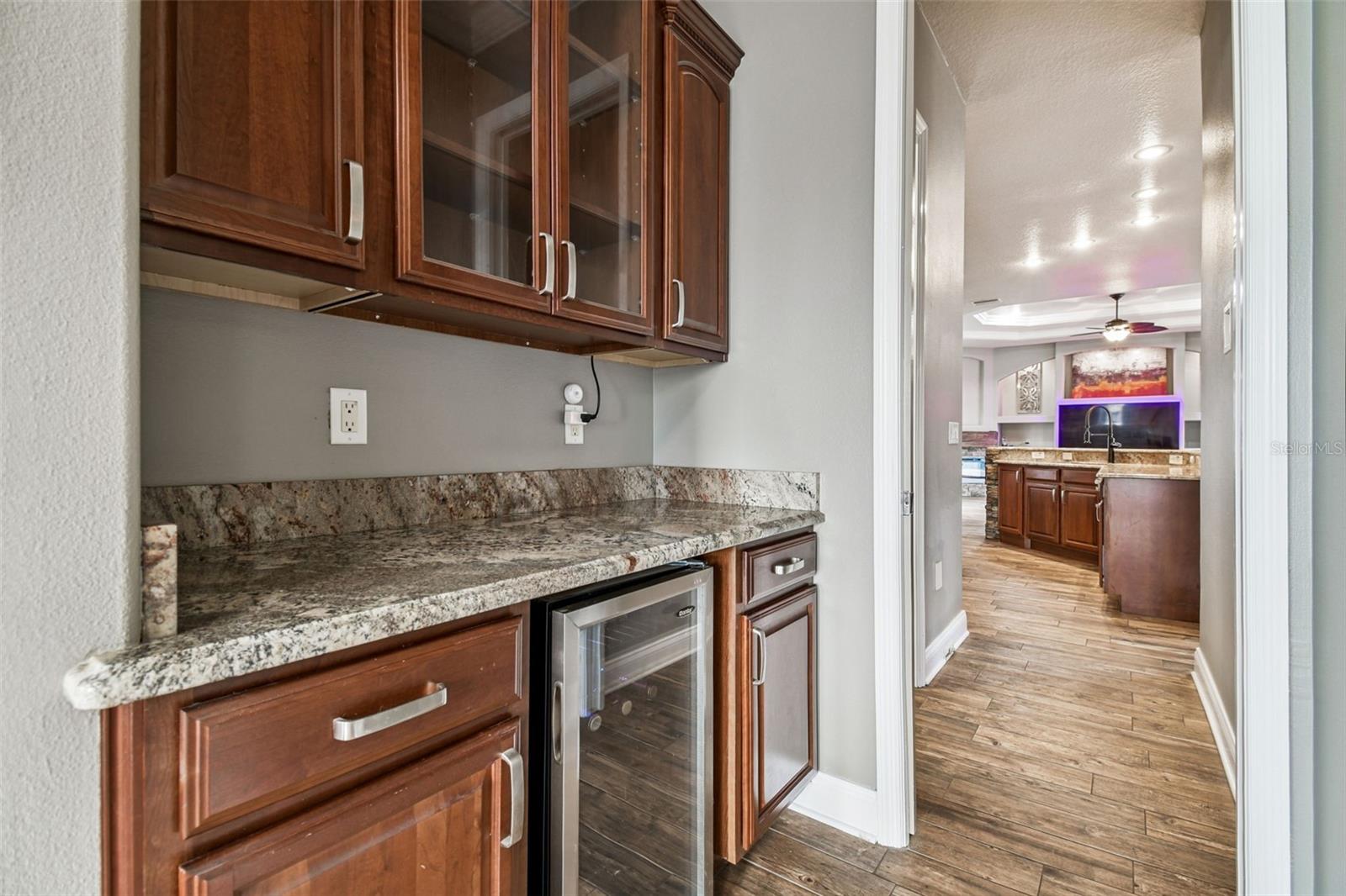 Image 36 of 98 For 1641 Altamont Lane